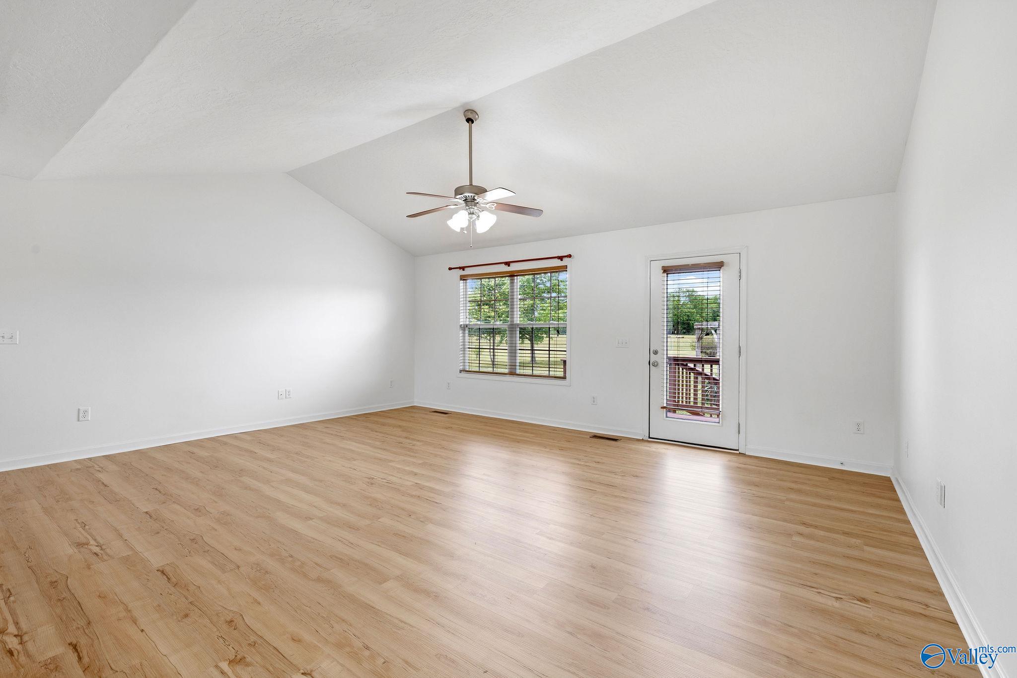 257 Land Circle