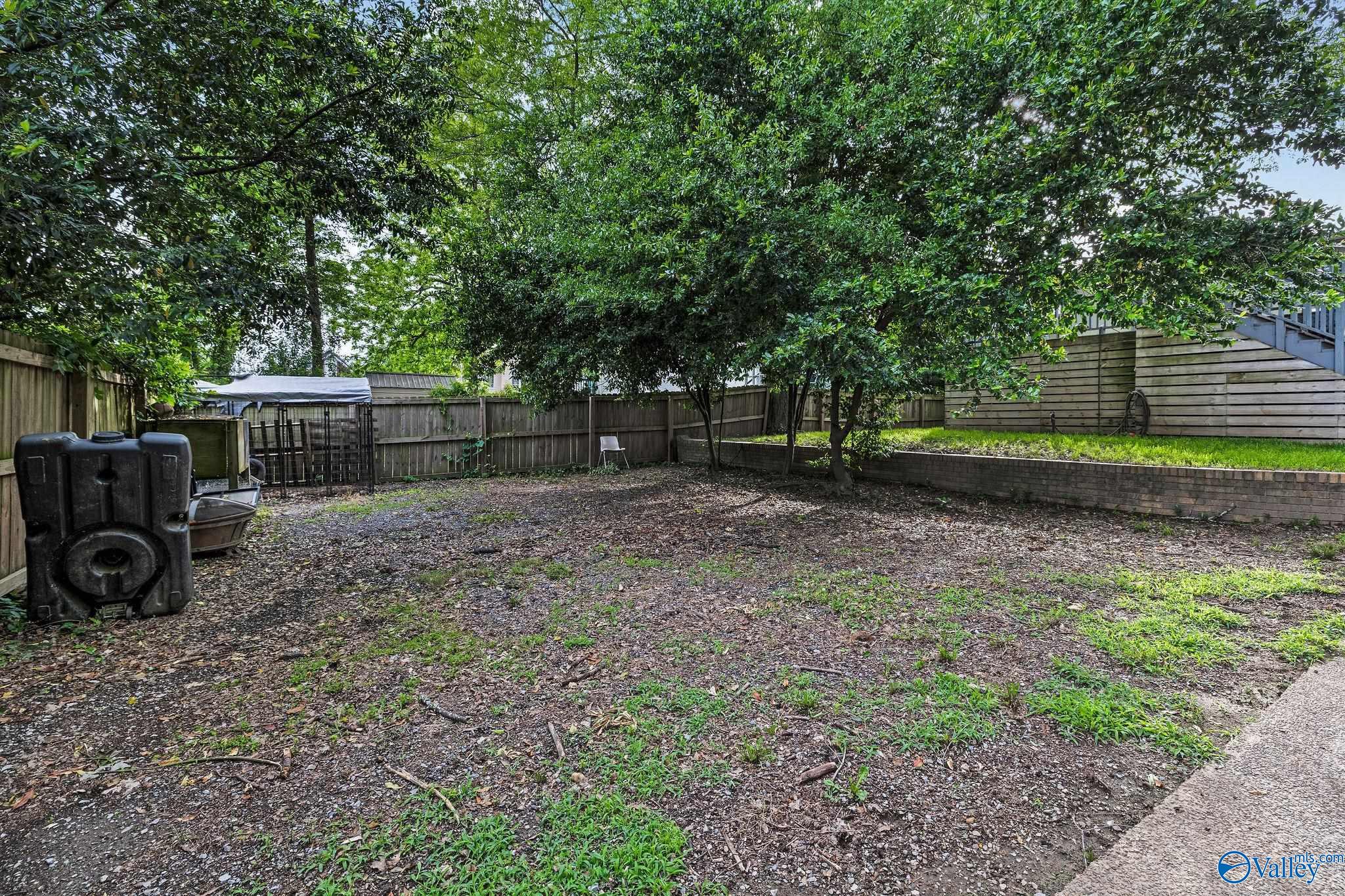 825 Gunter Avenue