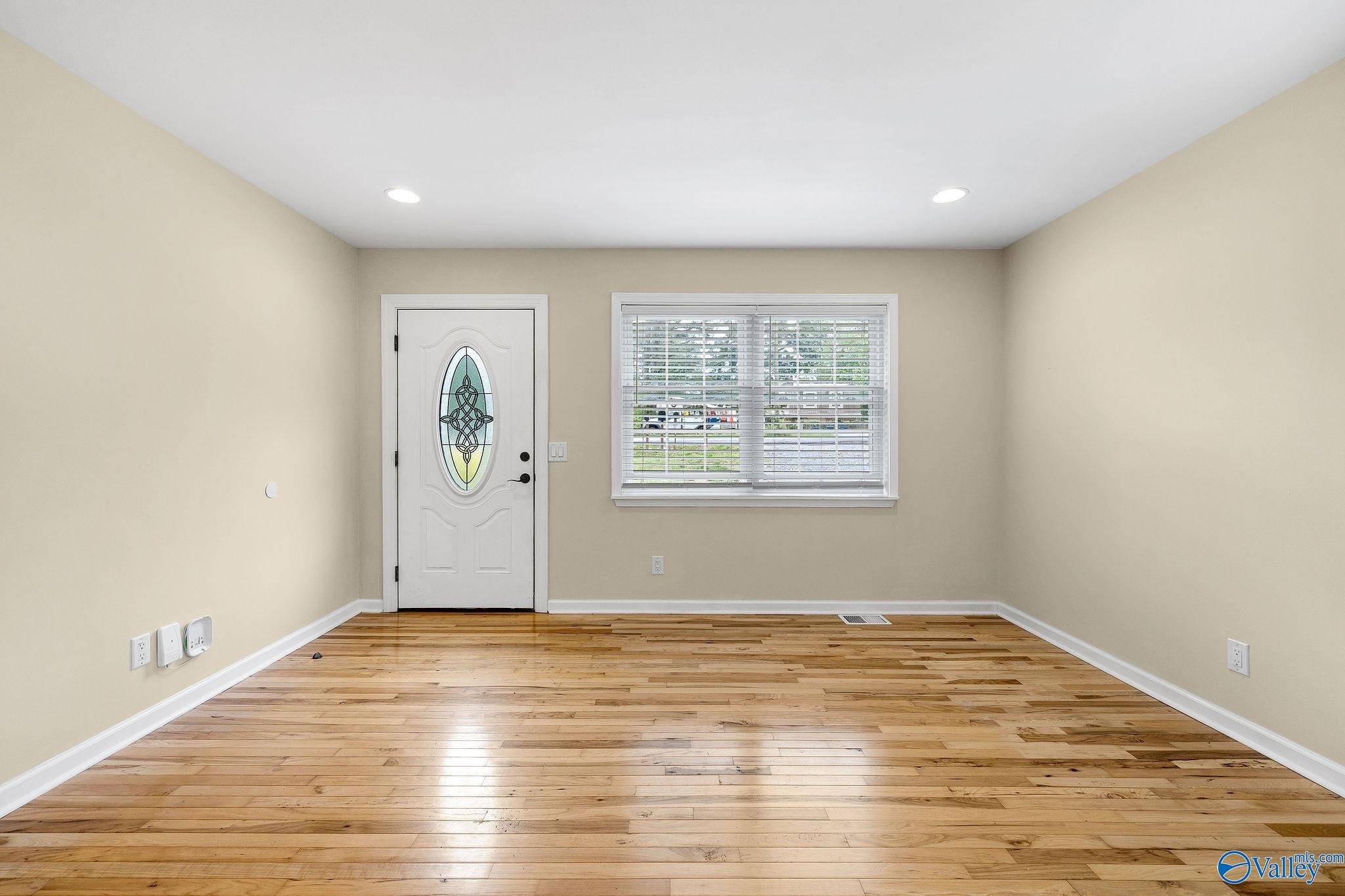 1072 Hulaco Road