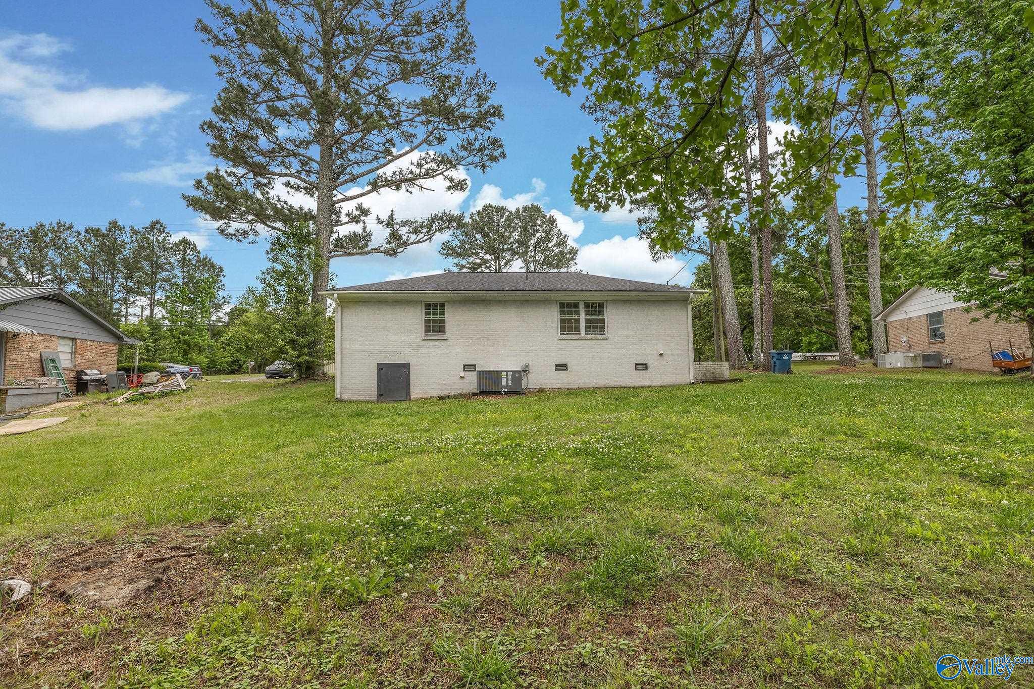 1072 Hulaco Road