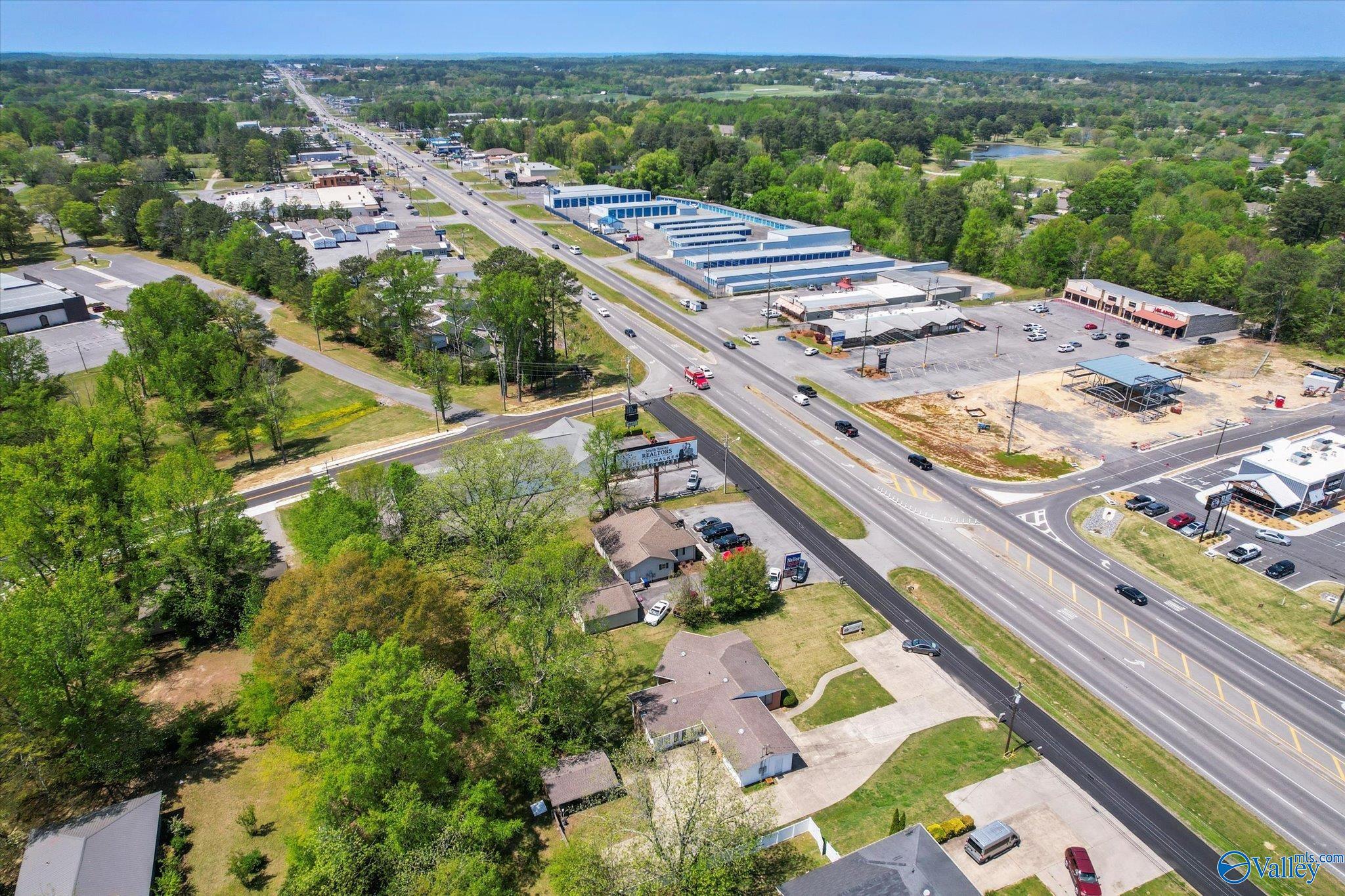 8523 US Highway 431