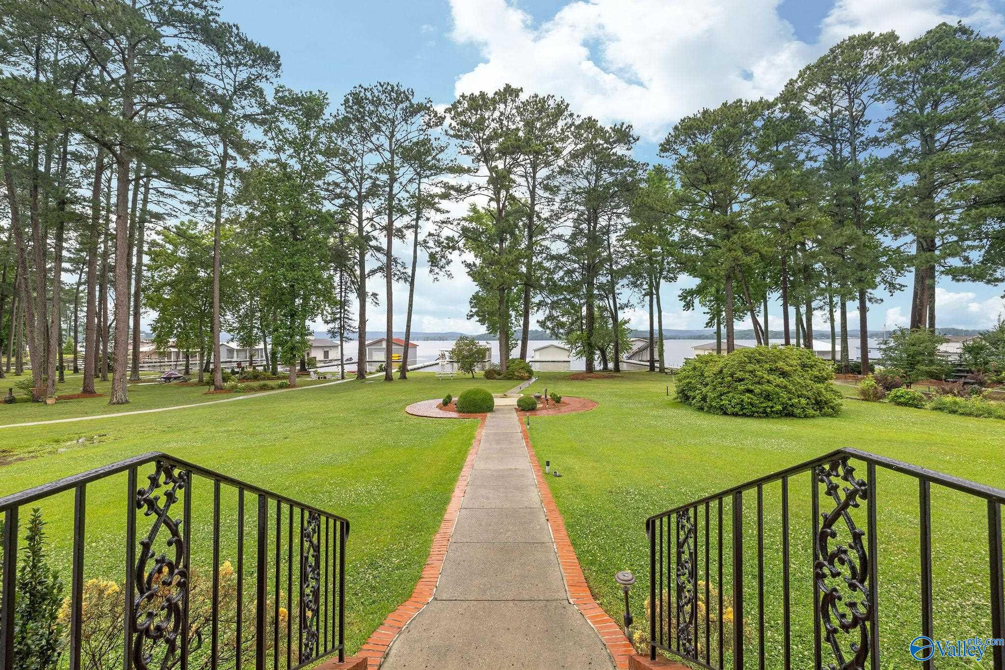 1365 Signal Point Road