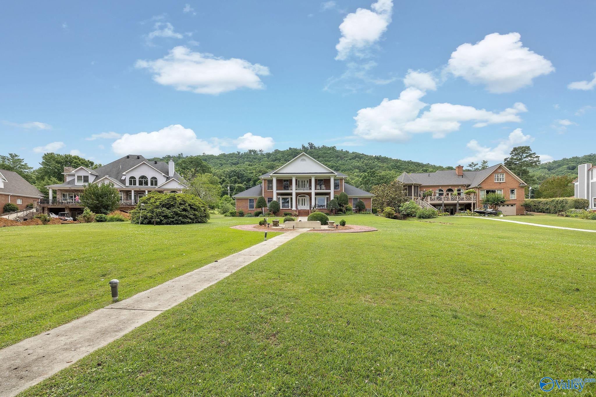 1365 Signal Point Road