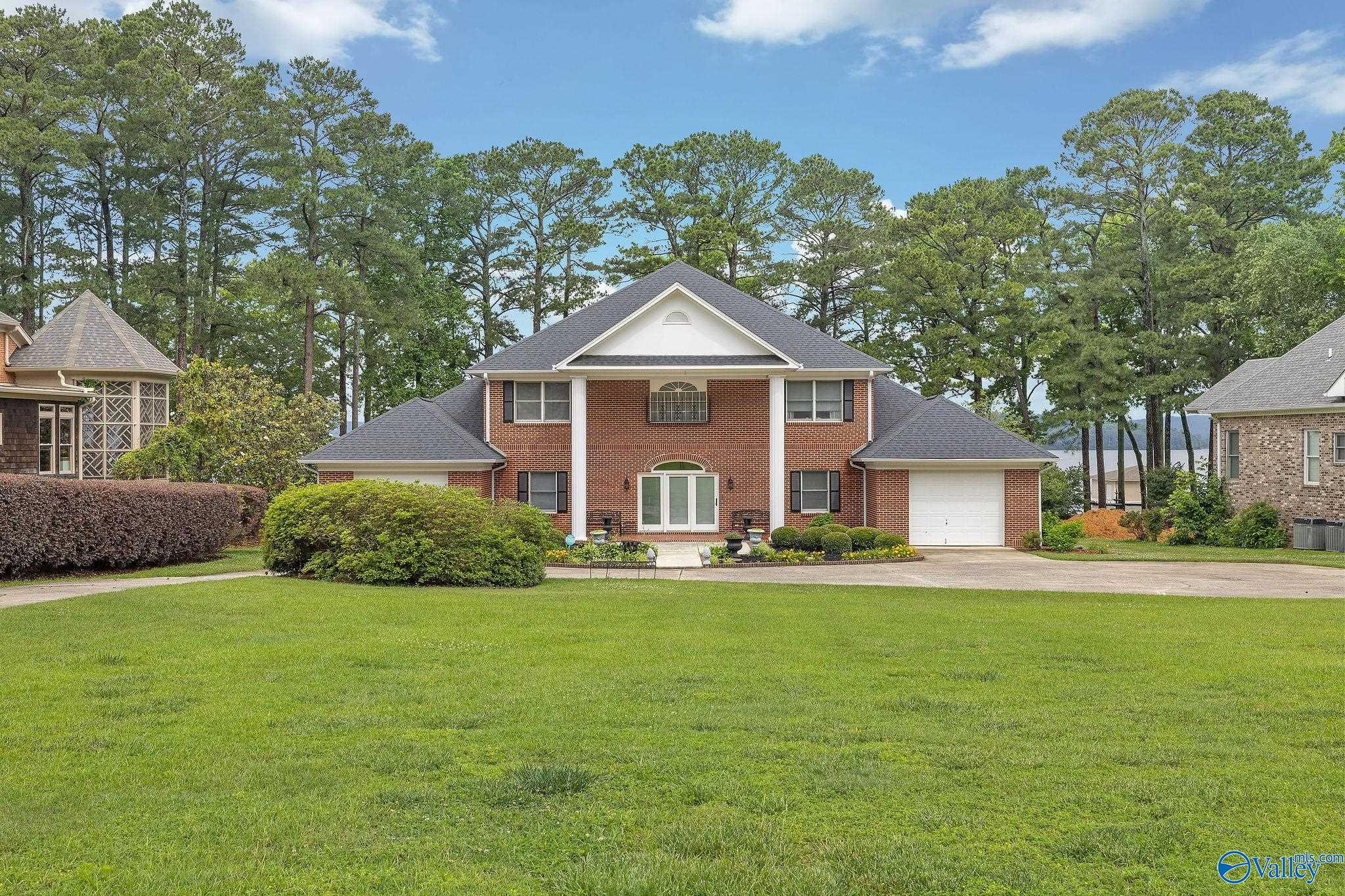 1365 Signal Point Road