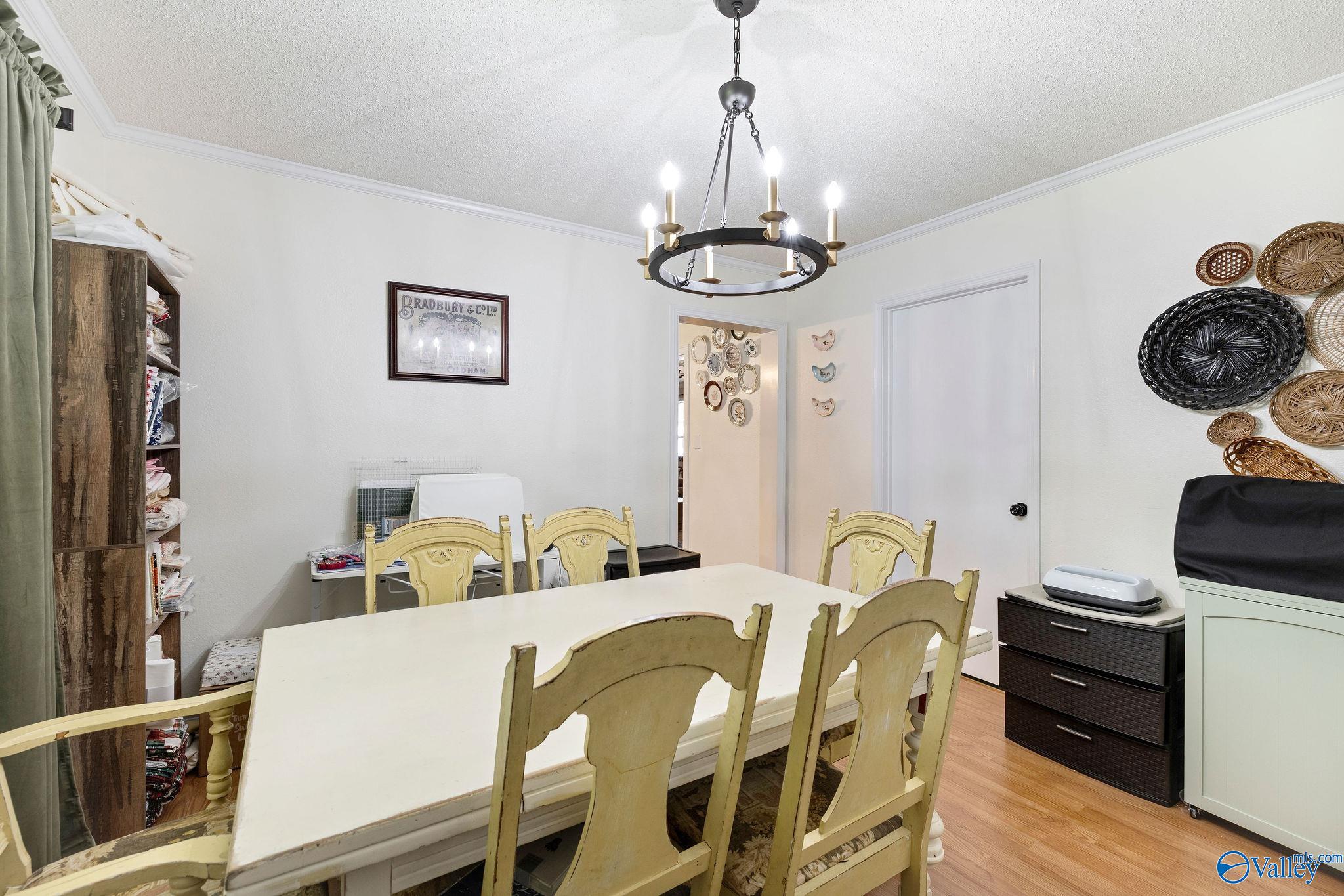 565 Buchanan Road