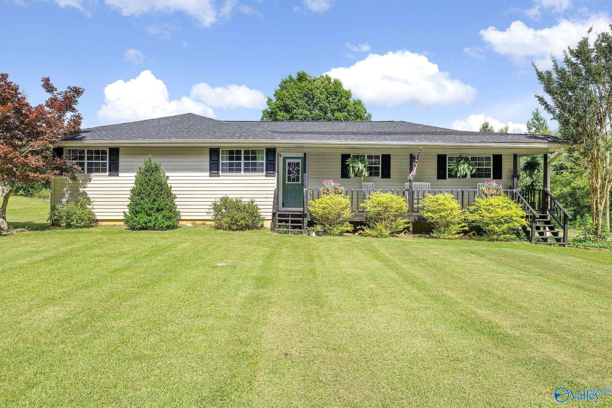 565 Buchanan Road