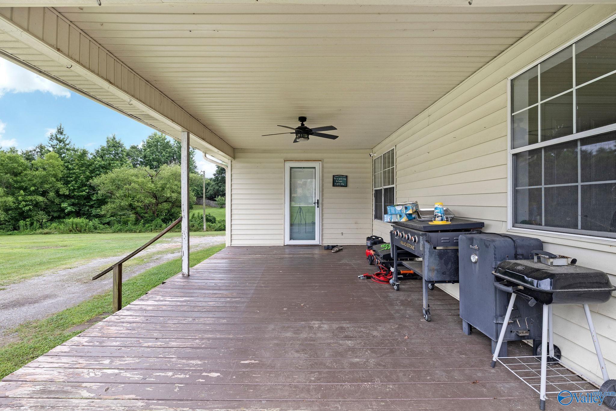 565 Buchanan Road