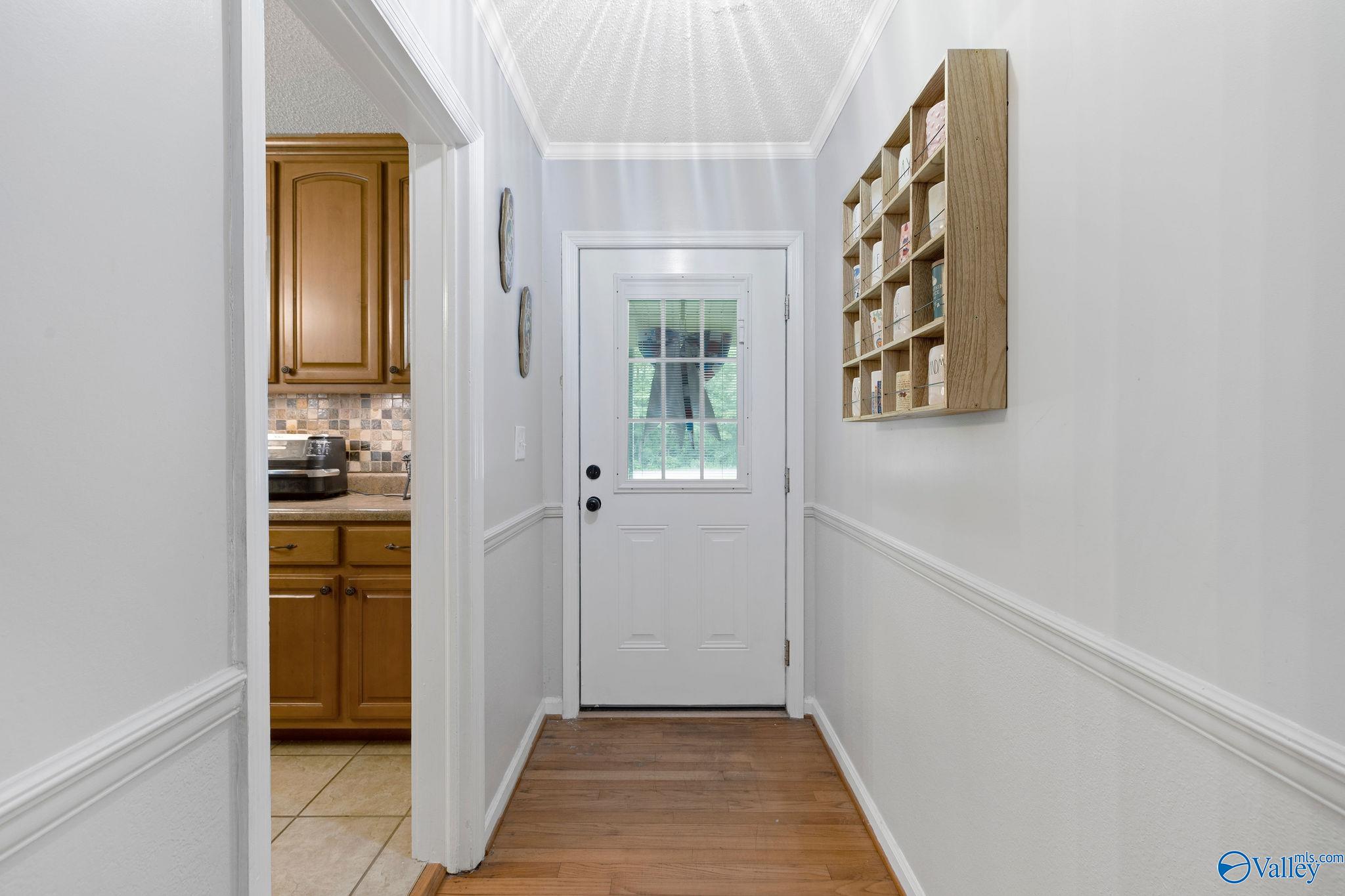 565 Buchanan Road