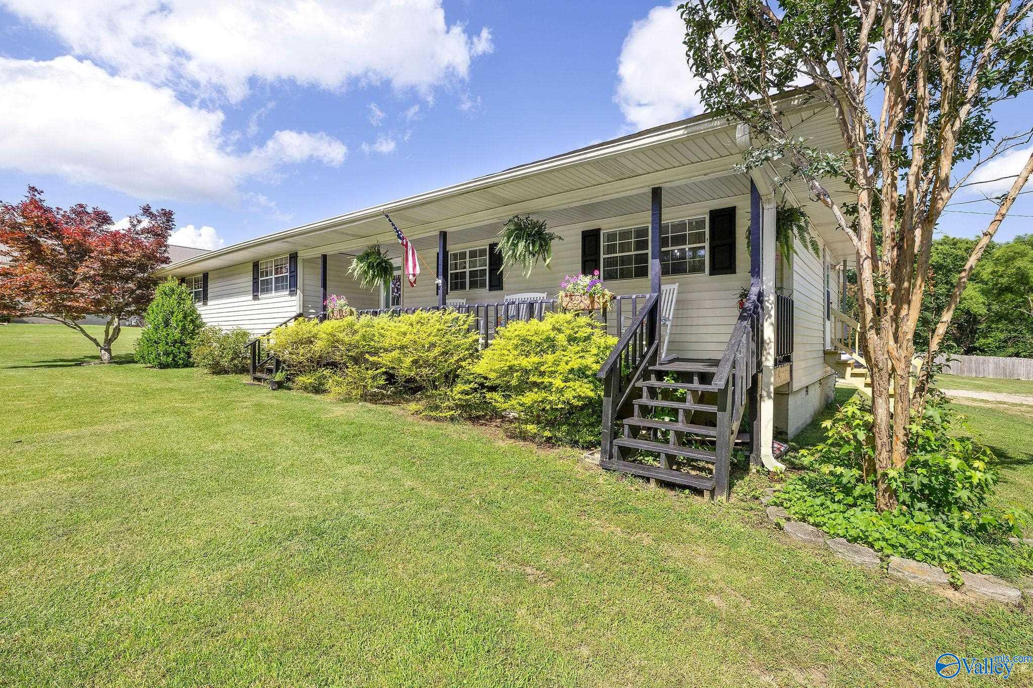 565 Buchanan Road