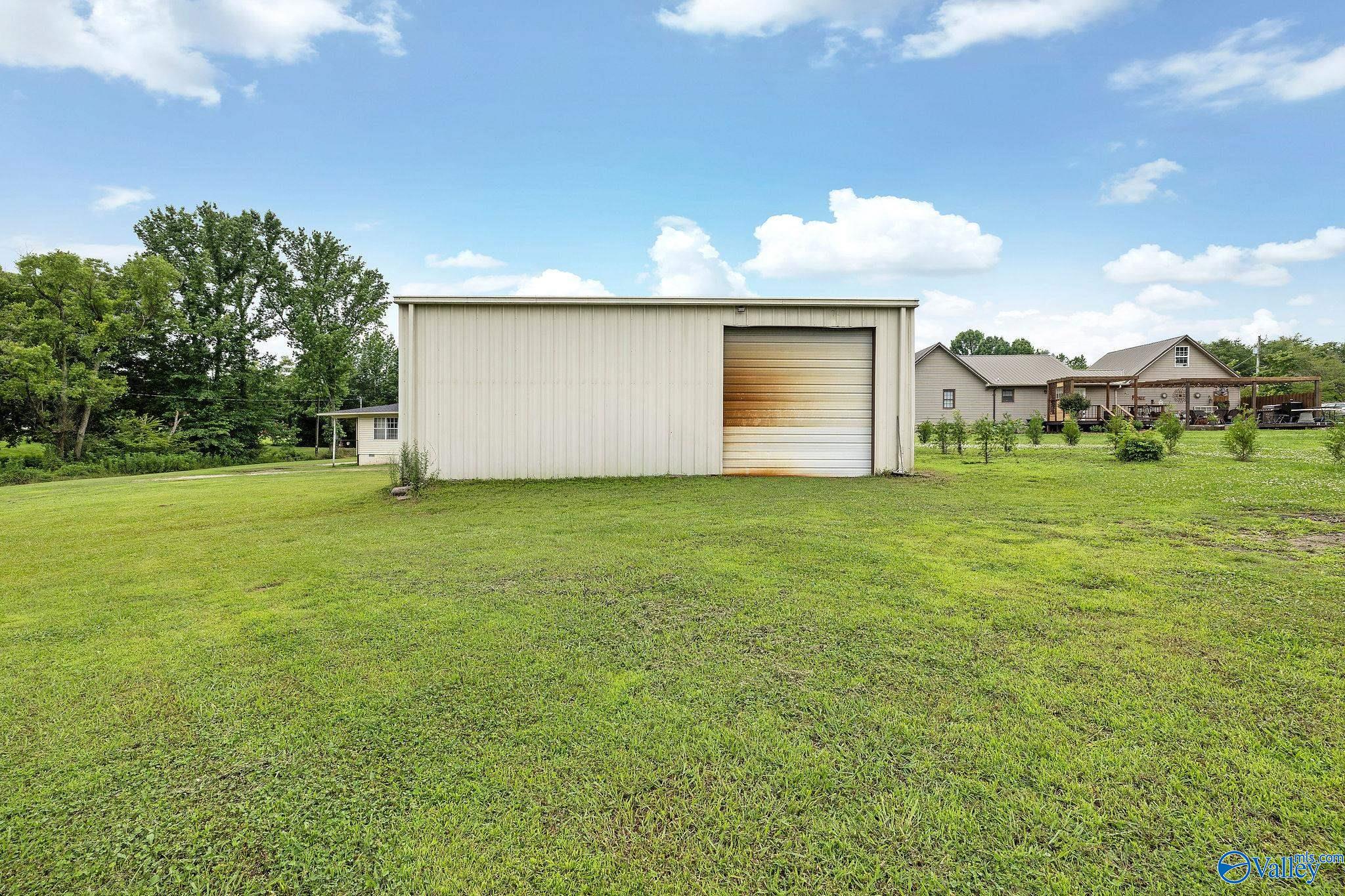 565 Buchanan Road