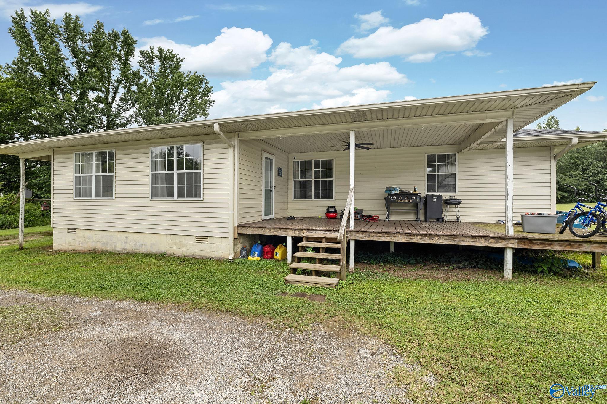 565 Buchanan Road