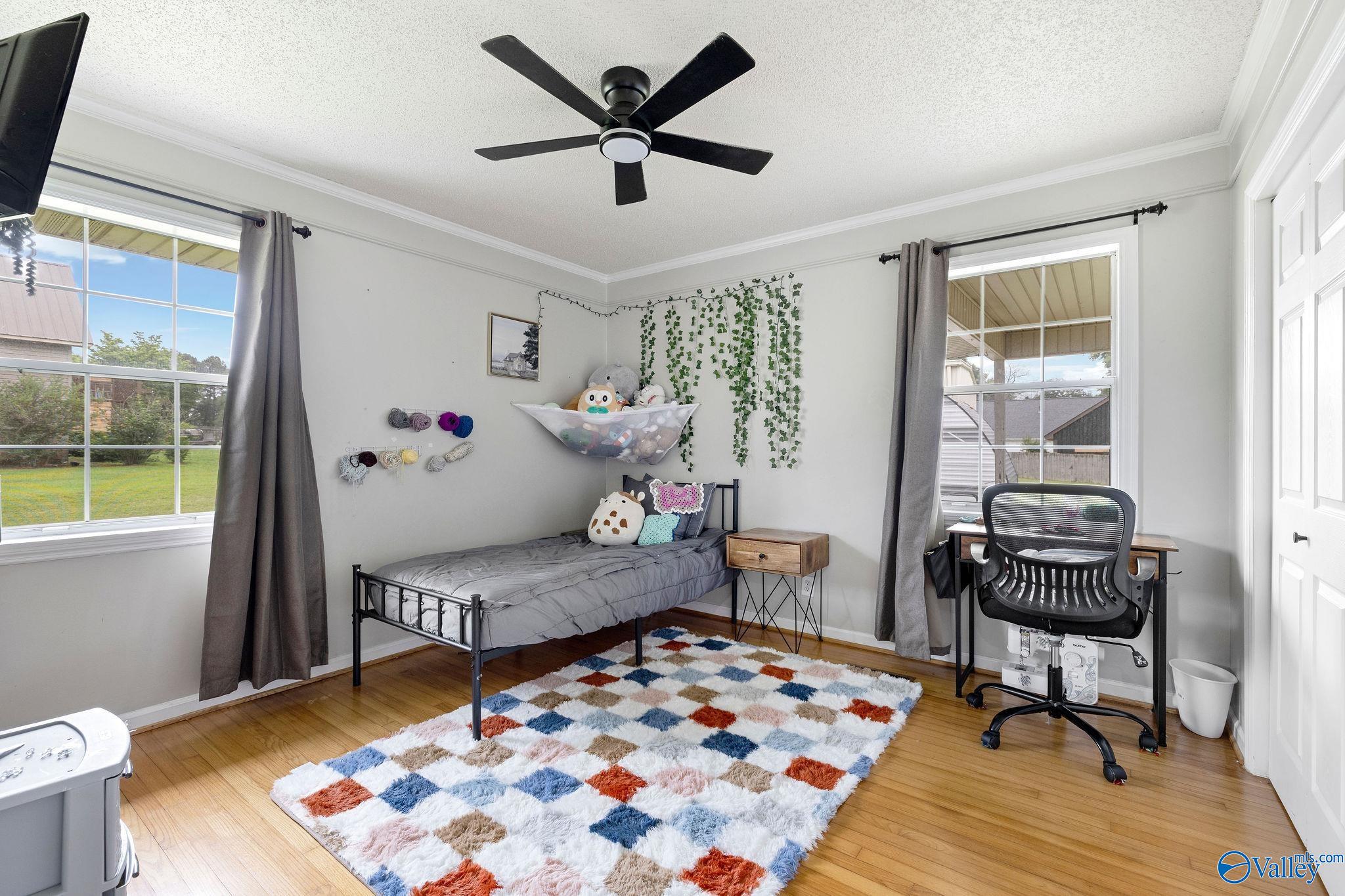 565 Buchanan Road