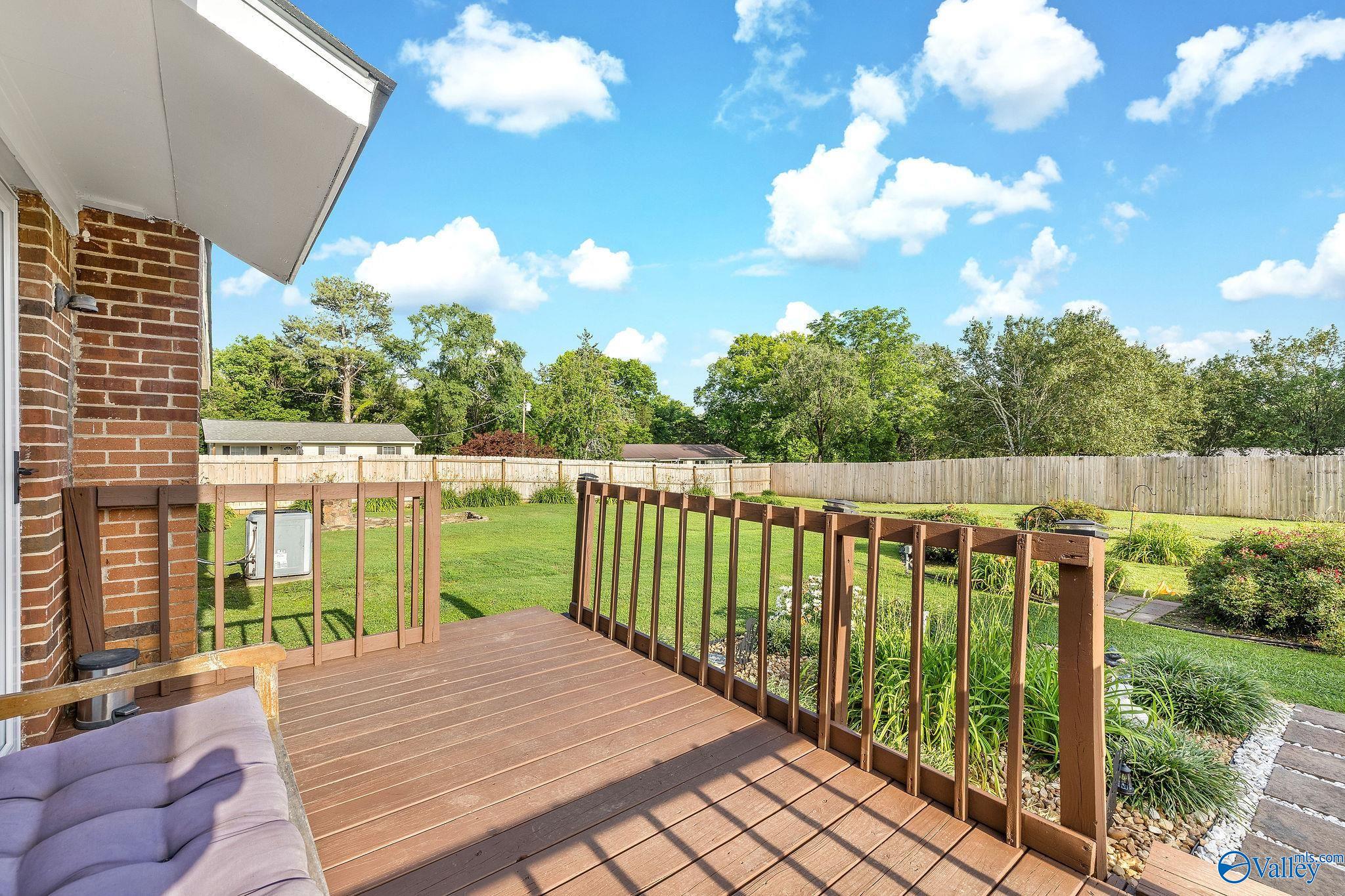10 Bearden Drive