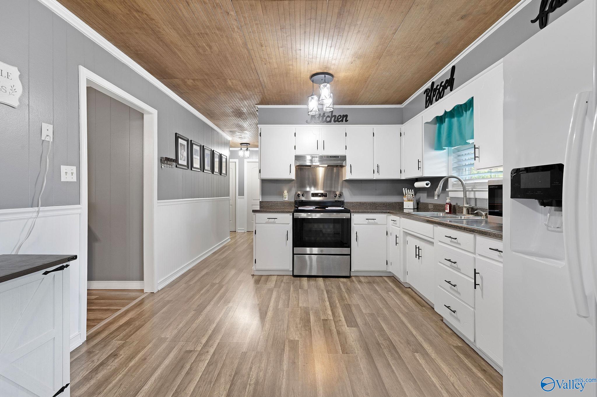 10 Bearden Drive