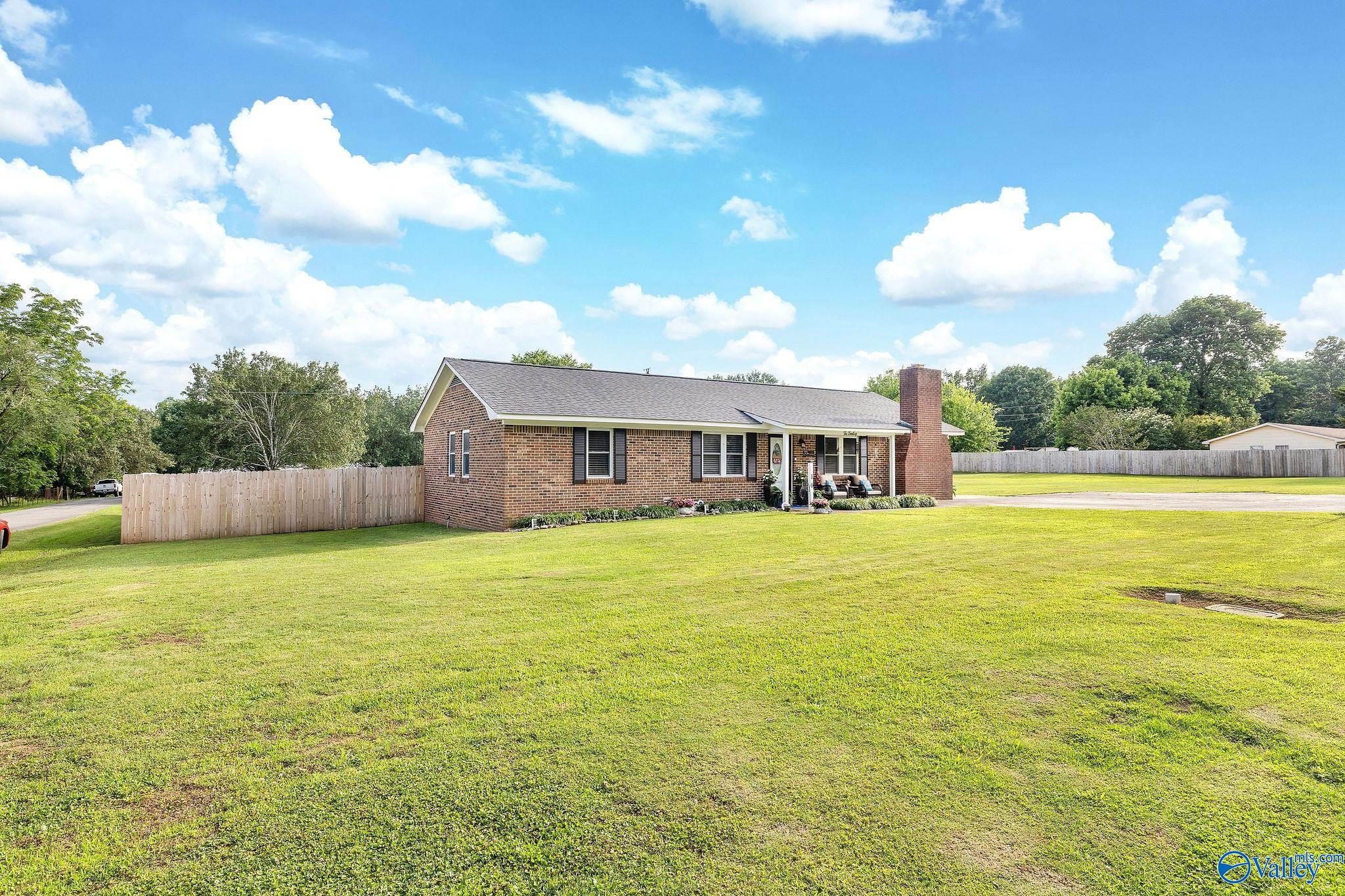 10 Bearden Drive