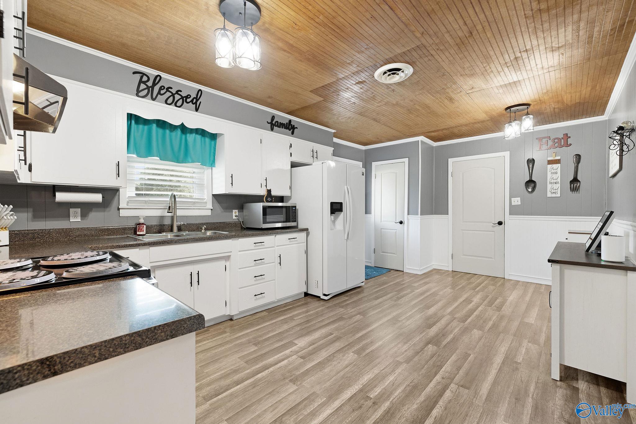10 Bearden Drive