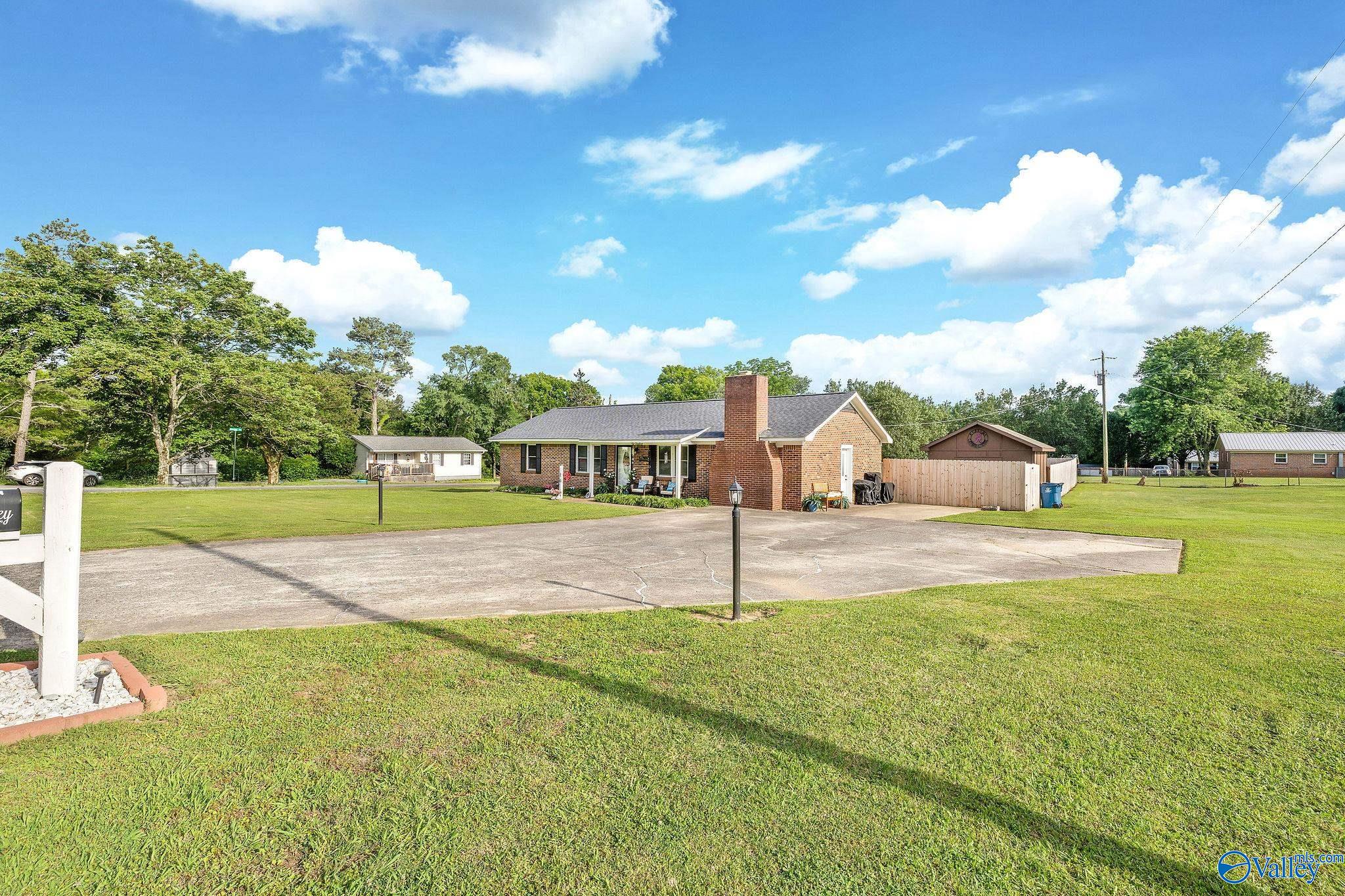 10 Bearden Drive