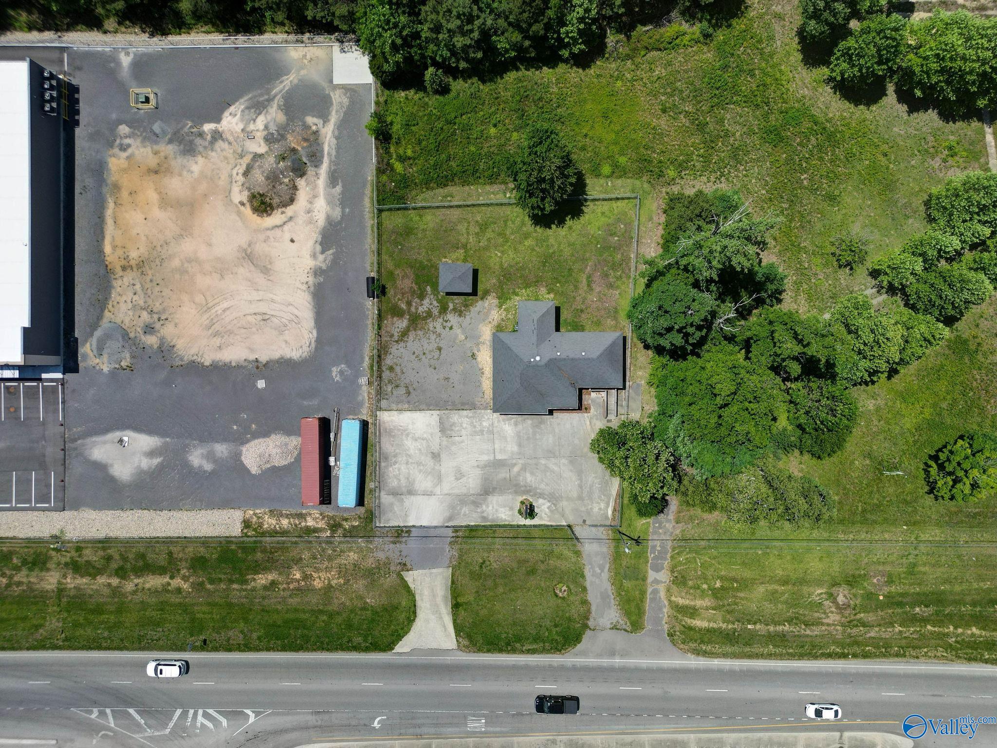1221 US Highway 431
