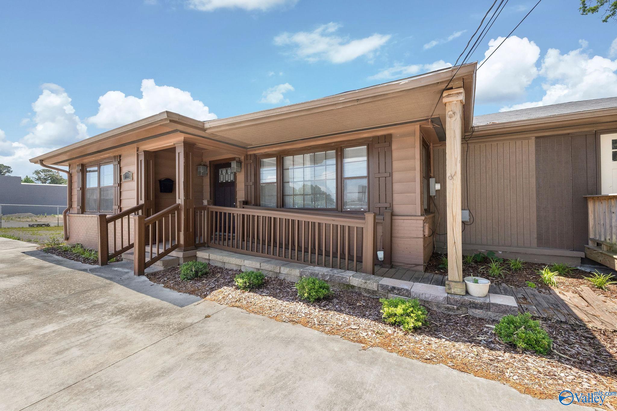 1221 US Highway 431