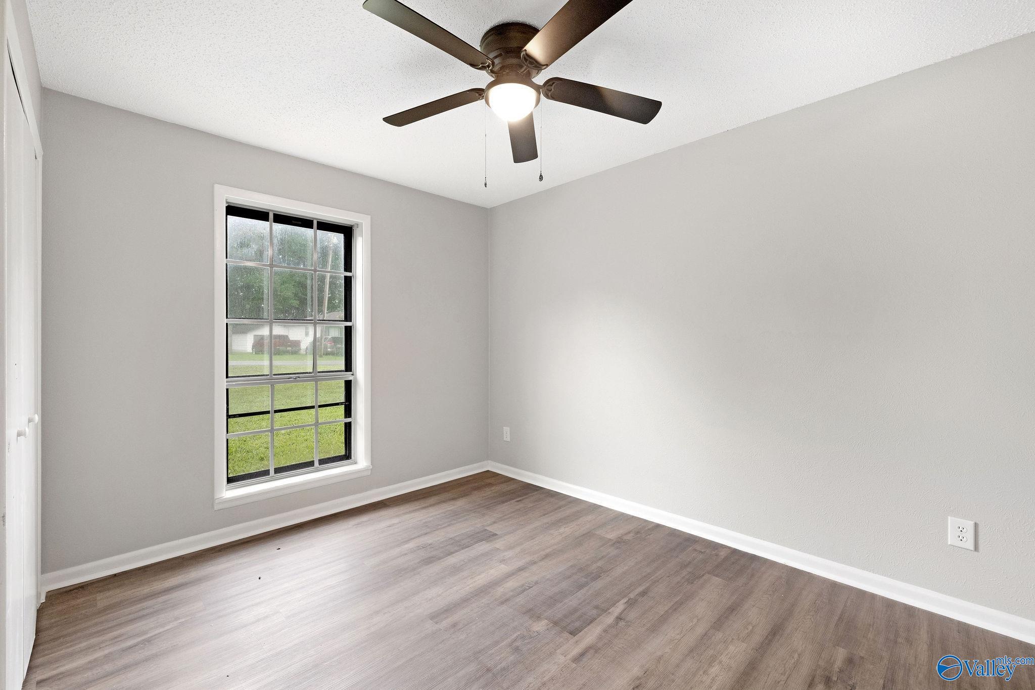 2514 Crockett Circle