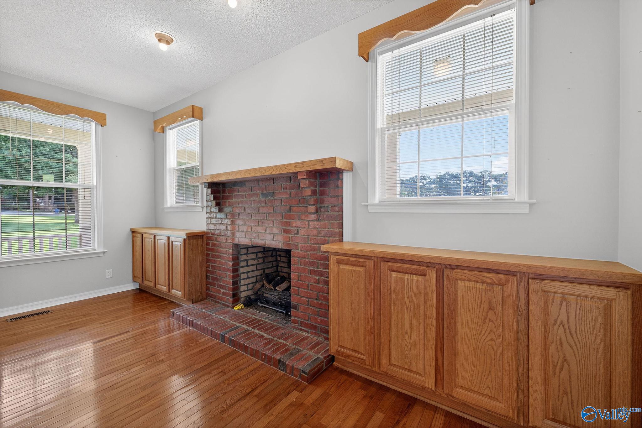 73 Tomahawk Circle