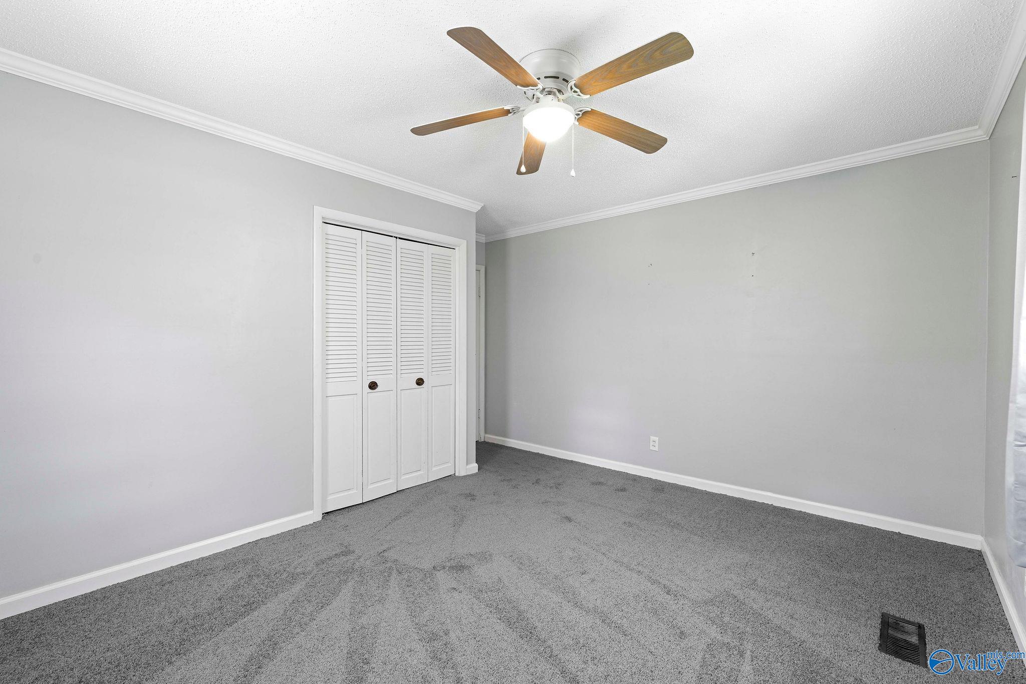 1201 Elm Circle