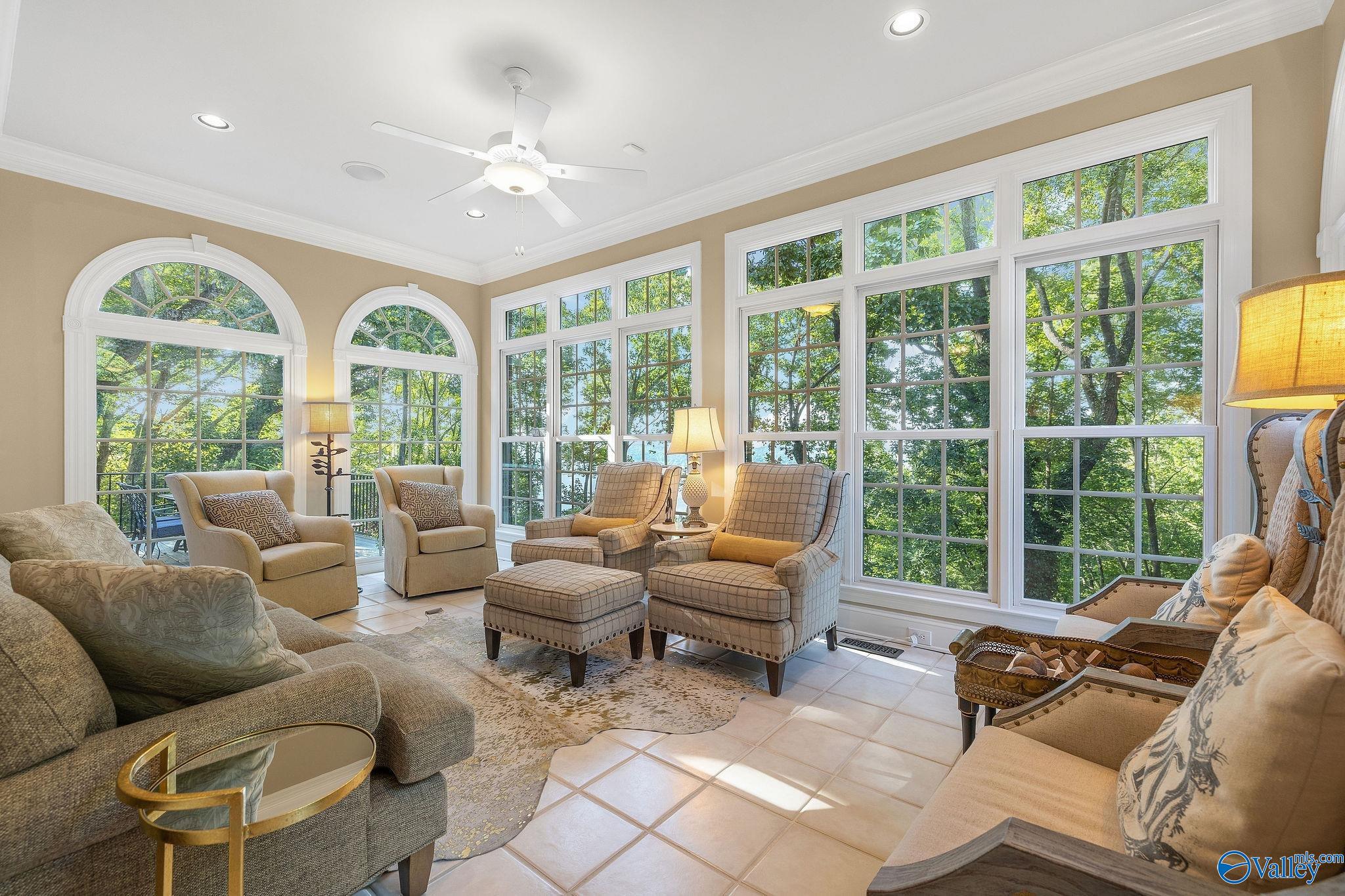 4016 Windsor Drive