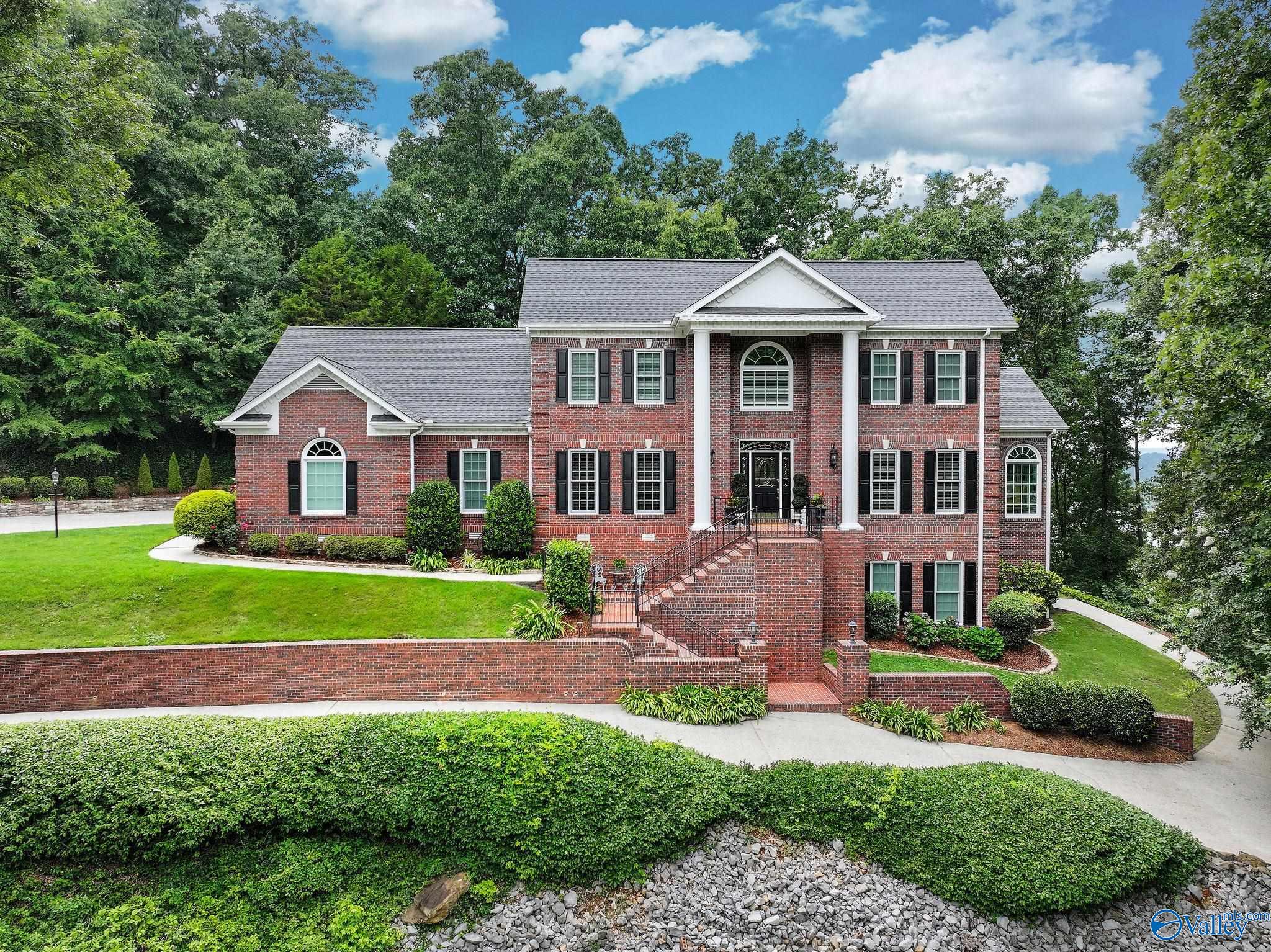 4016 Windsor Drive