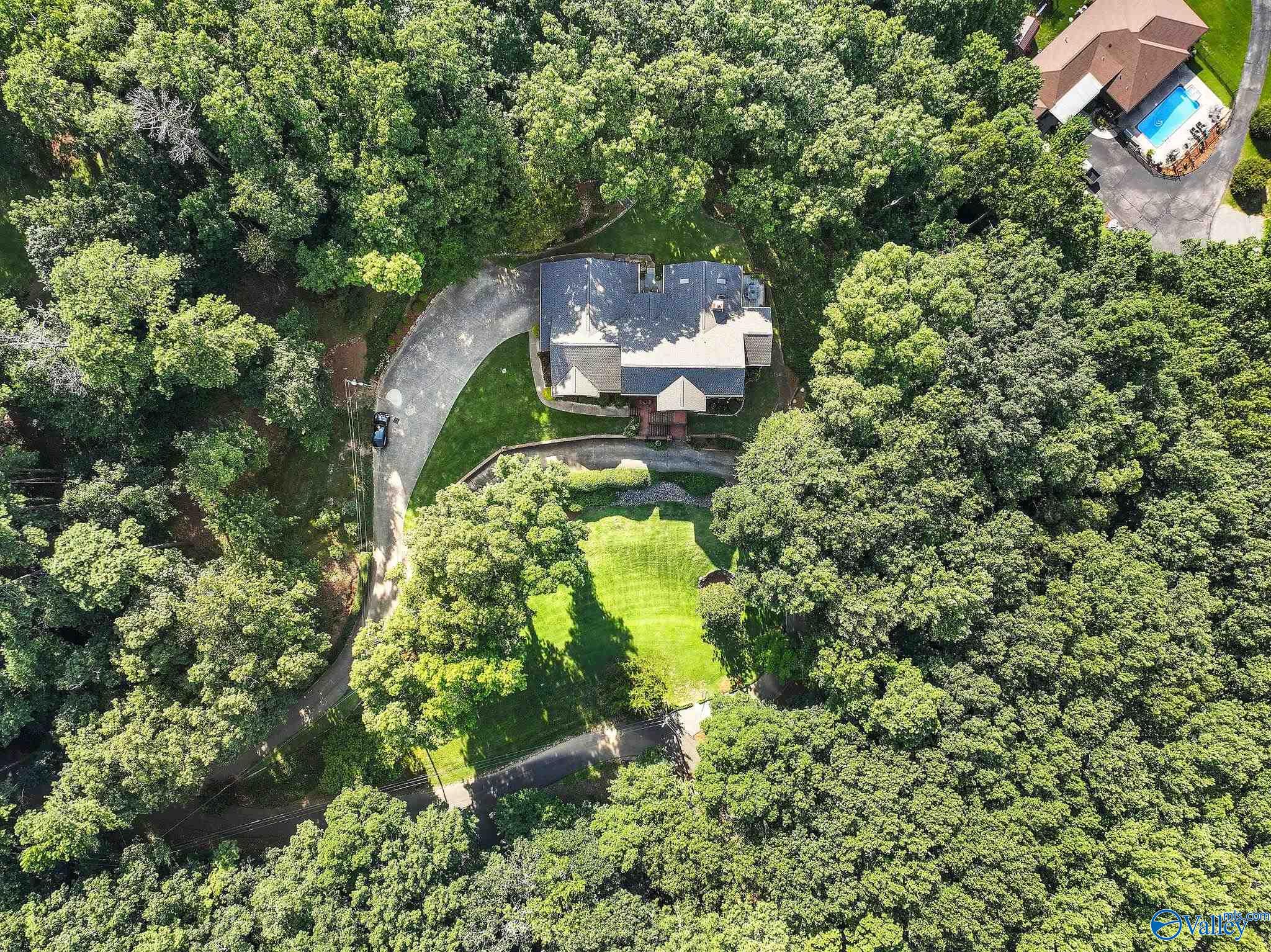 4016 Windsor Drive
