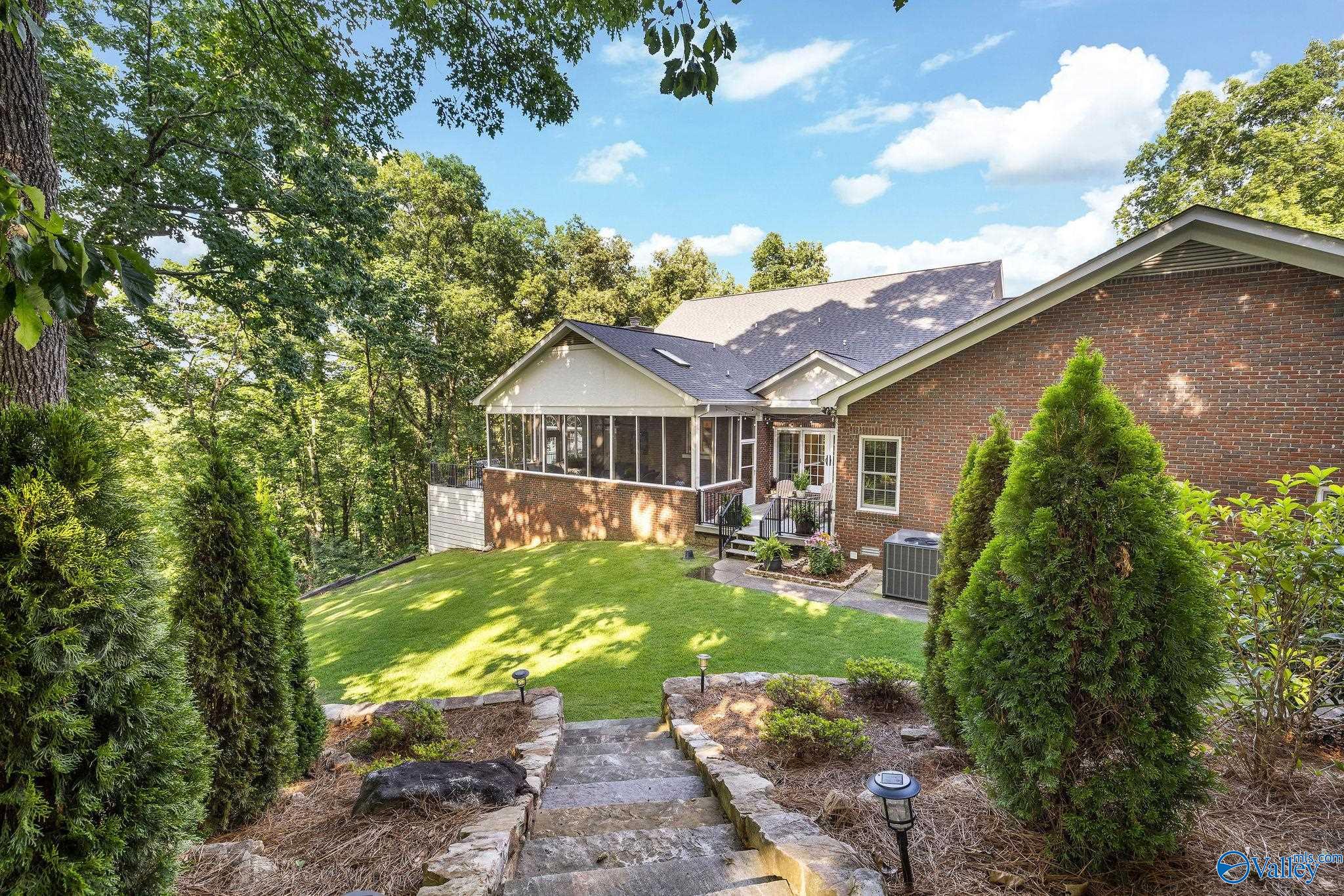 4016 Windsor Drive