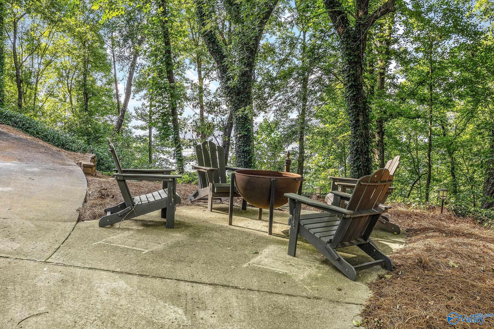 4016 Windsor Drive