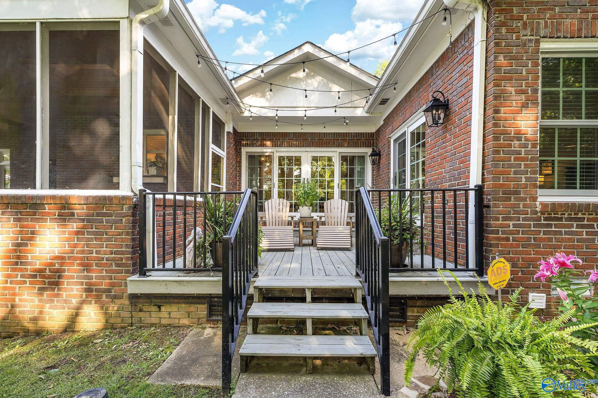 4016 Windsor Drive
