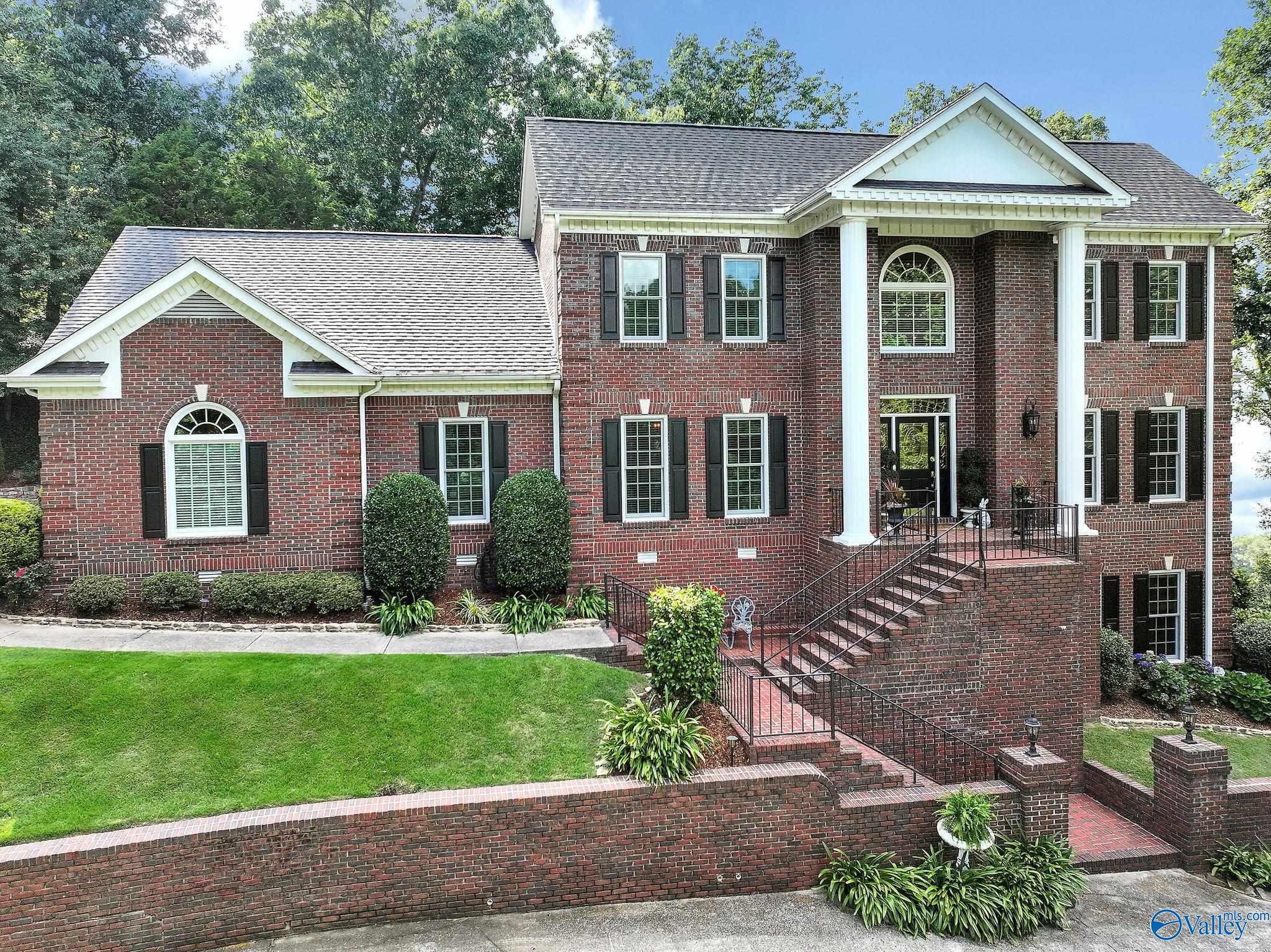 4016 Windsor Drive