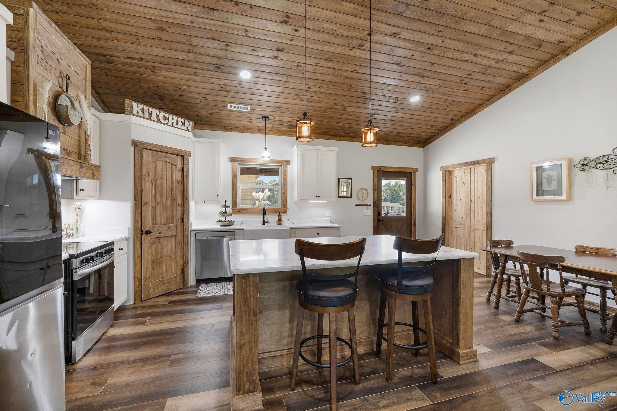 1897 White Oak Road