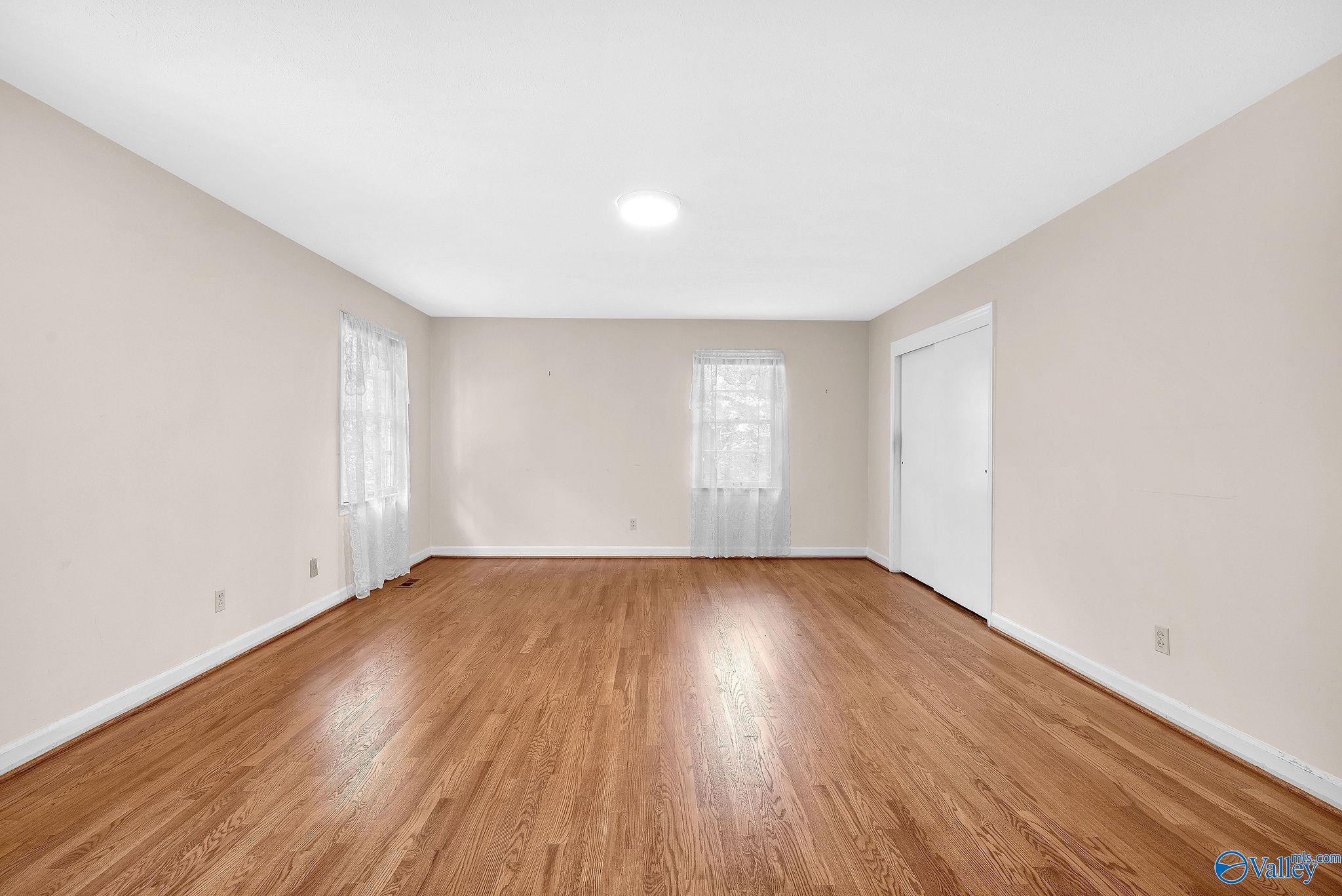 405 Shannon Circle