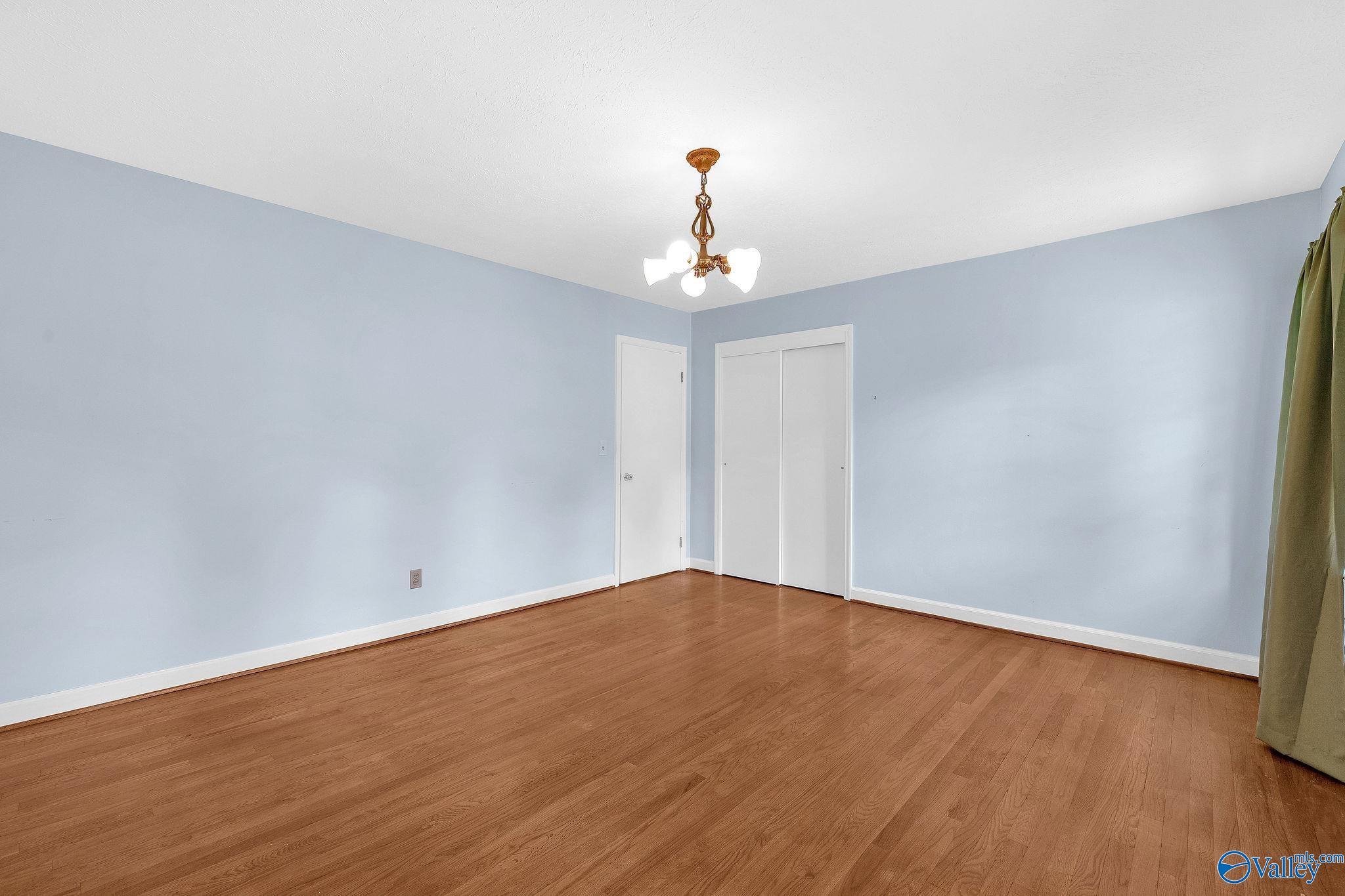 405 Shannon Circle
