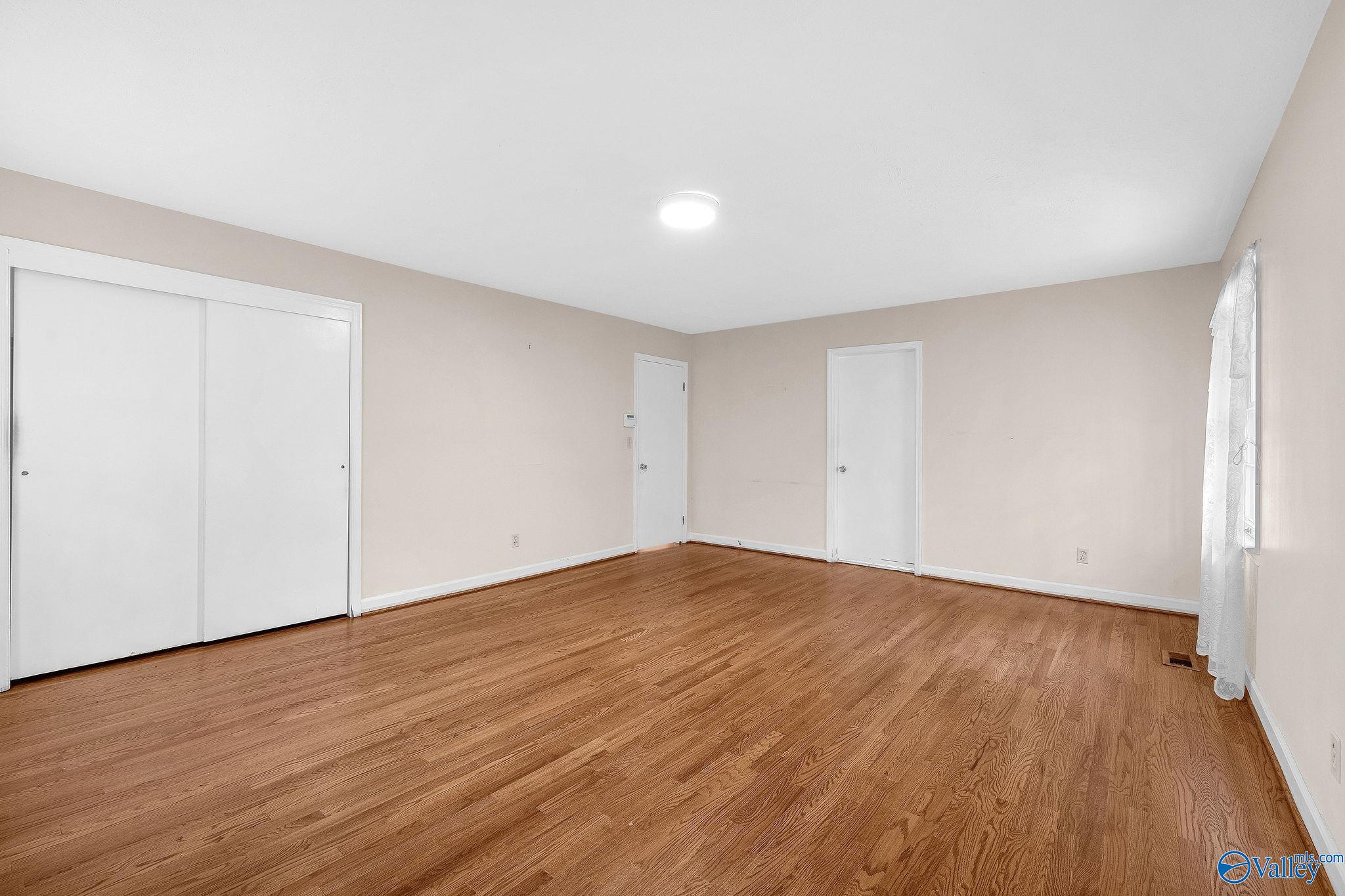 405 Shannon Circle