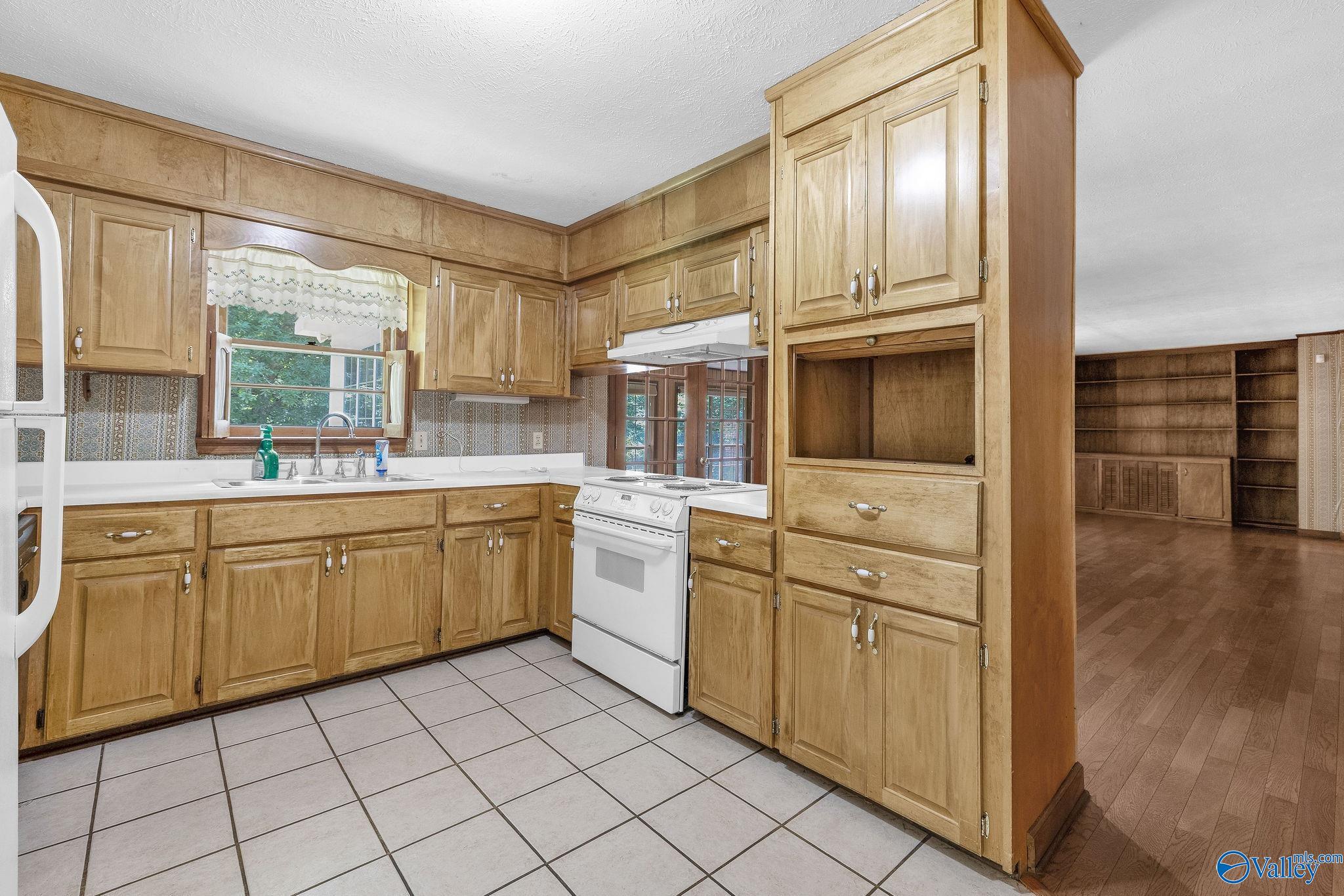 405 Shannon Circle