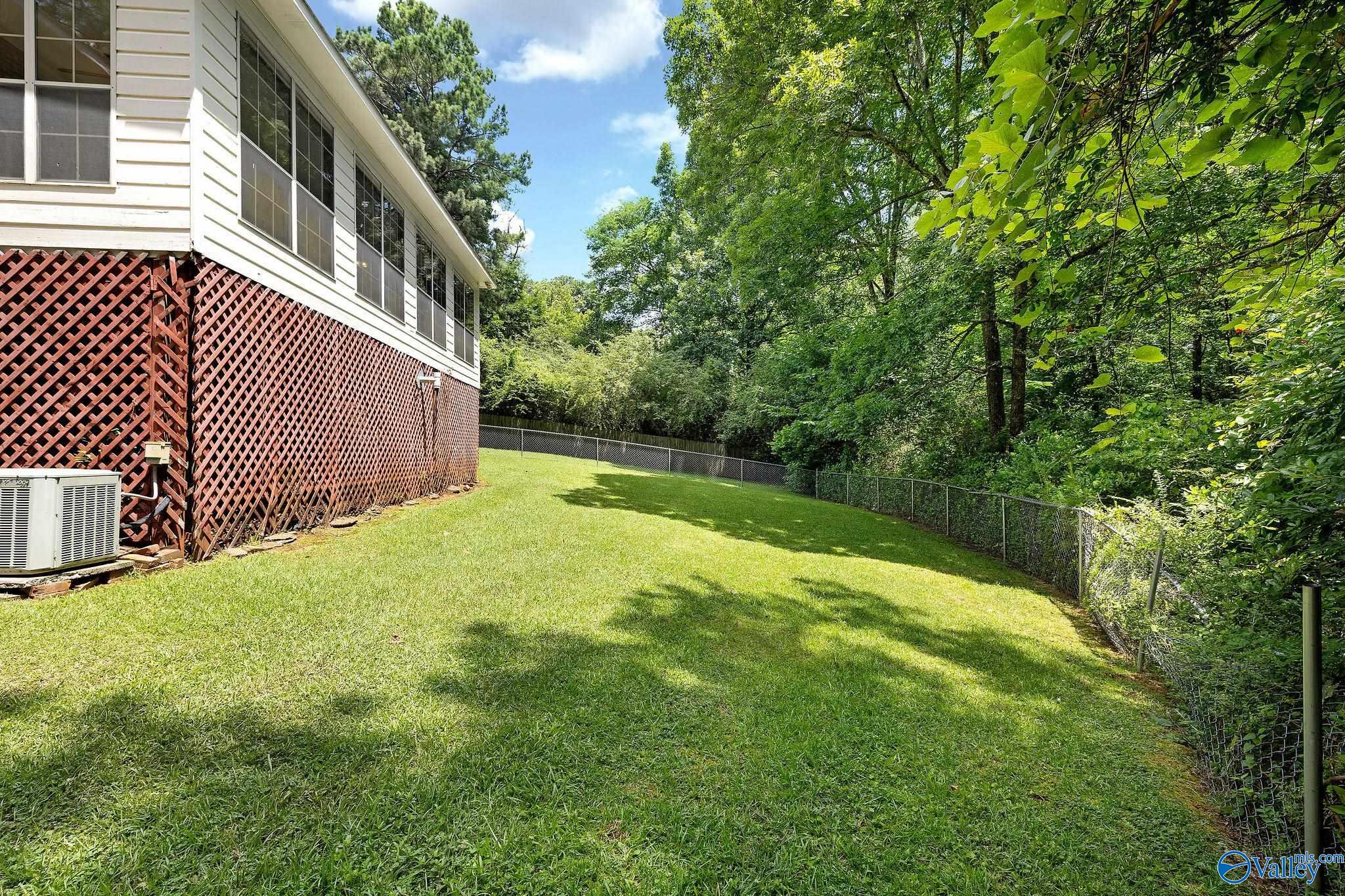 405 Shannon Circle