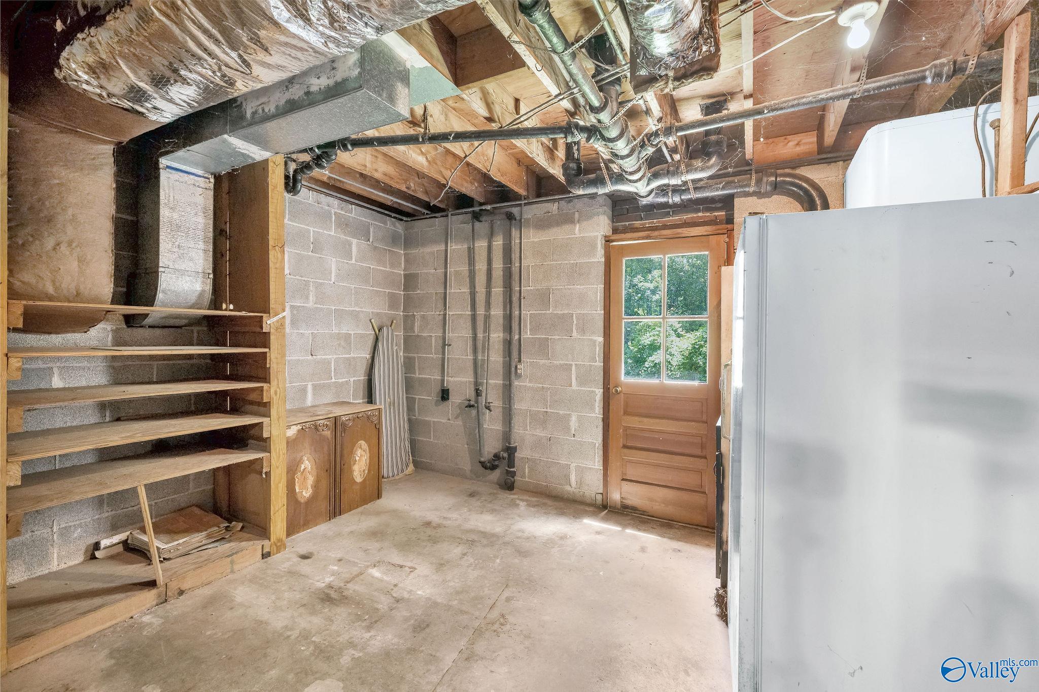 405 Shannon Circle