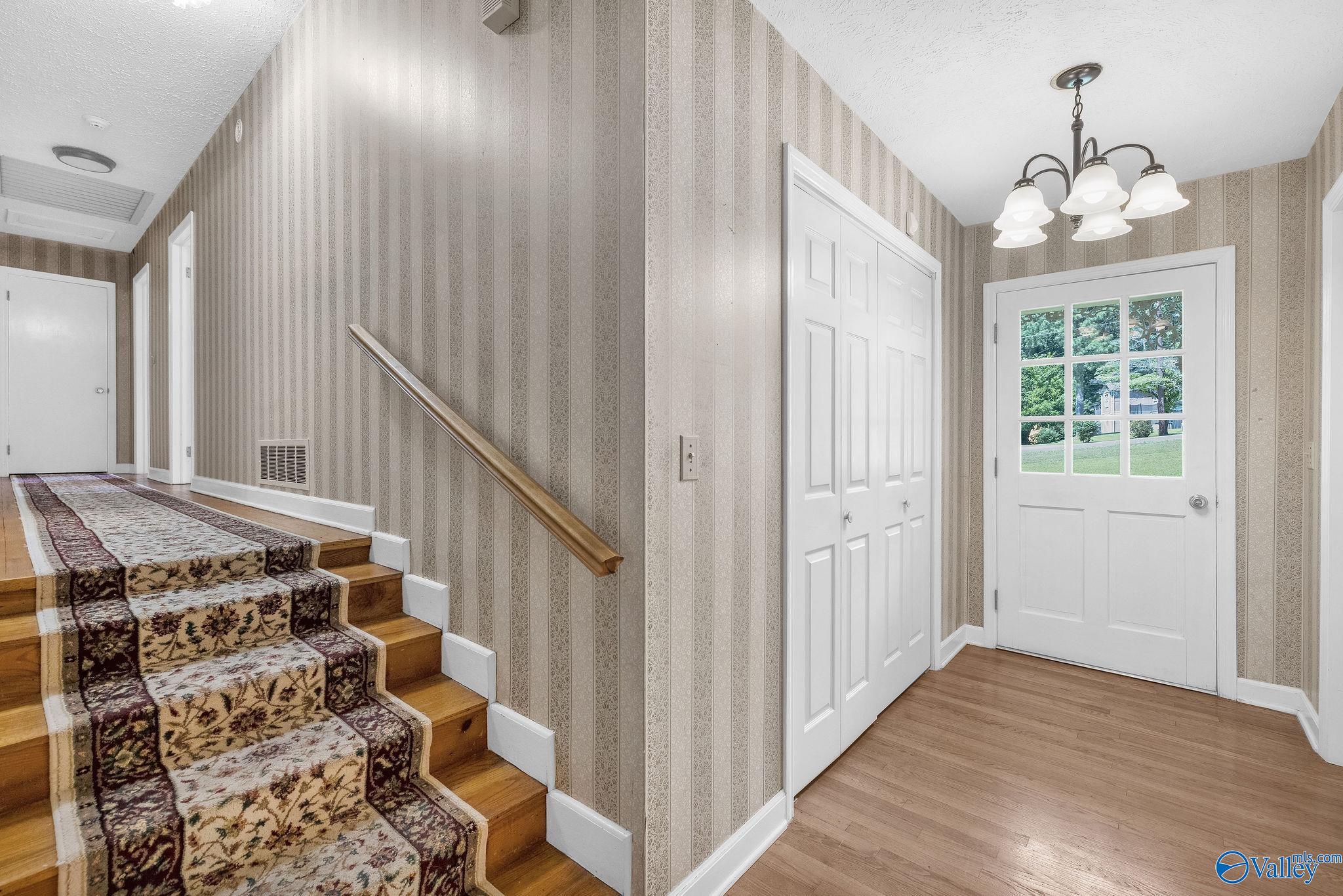 405 Shannon Circle