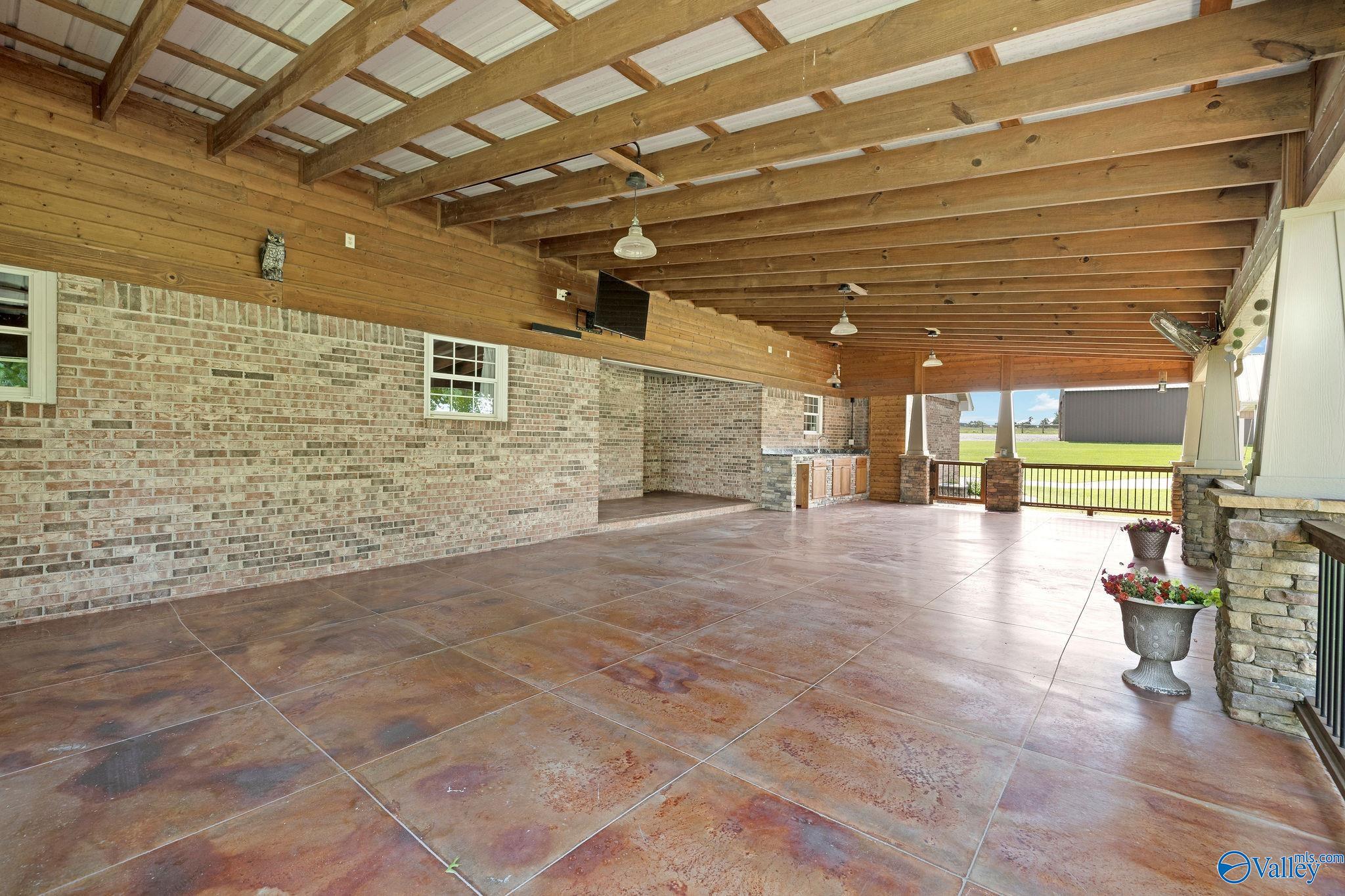 1526 Needmore Road