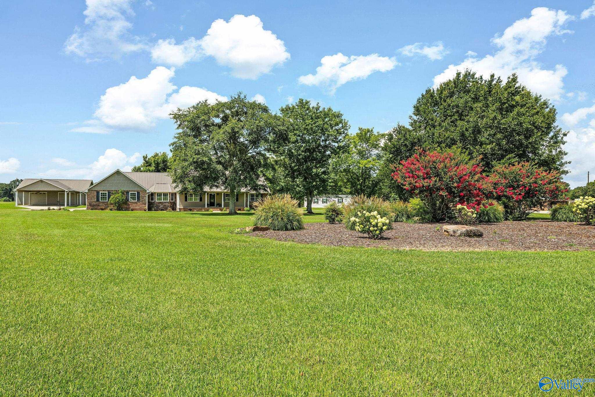 1526 Needmore Road