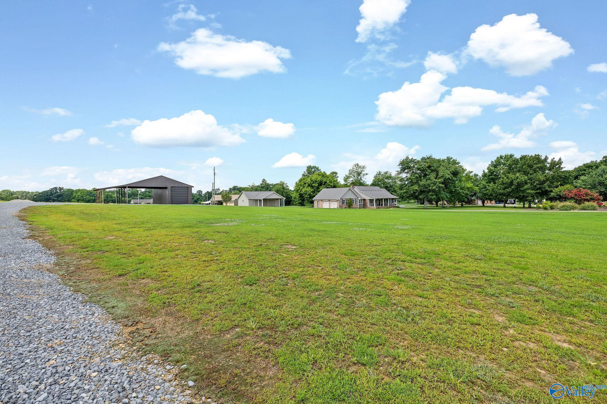 1526 Needmore Road