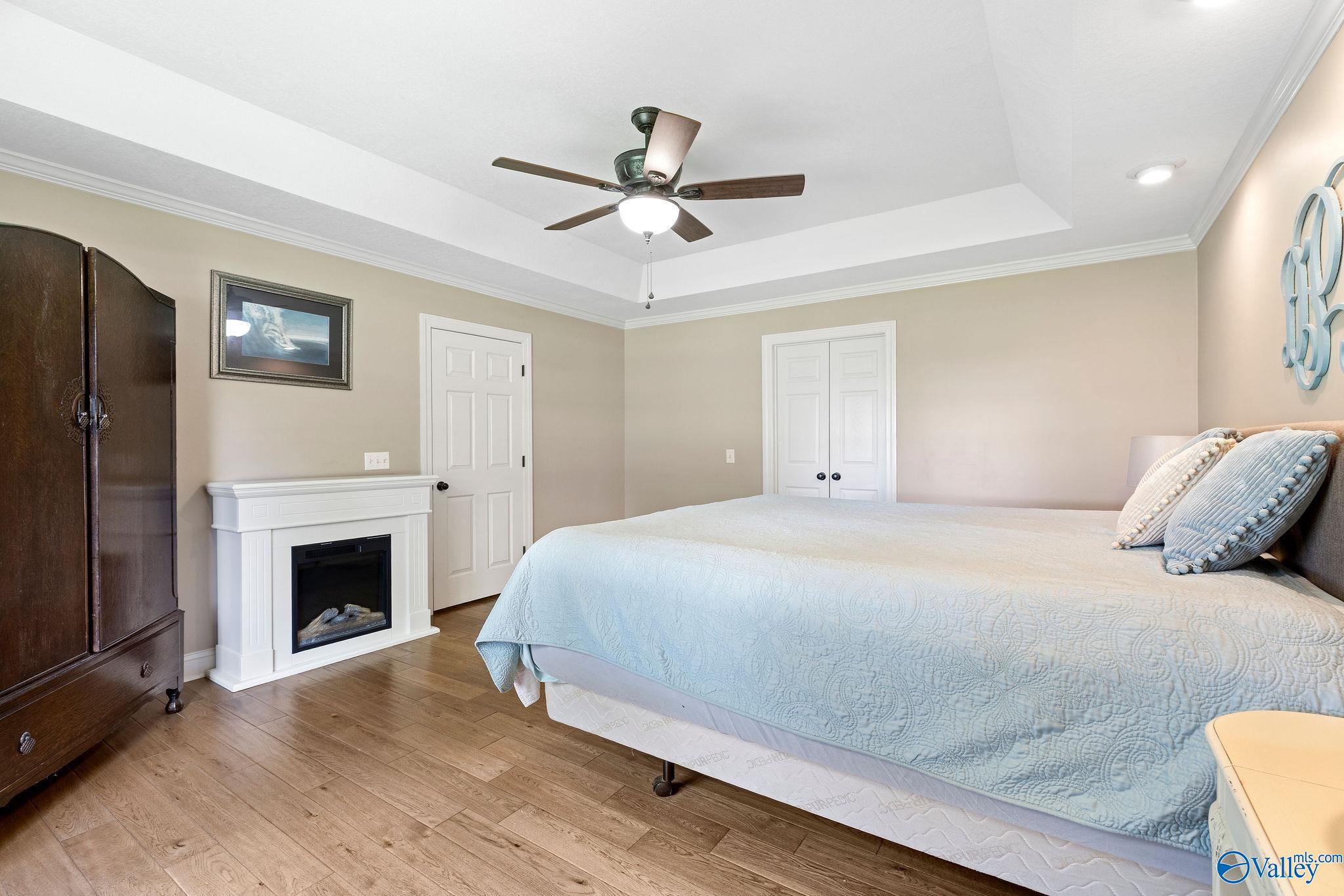 1526 Needmore Road