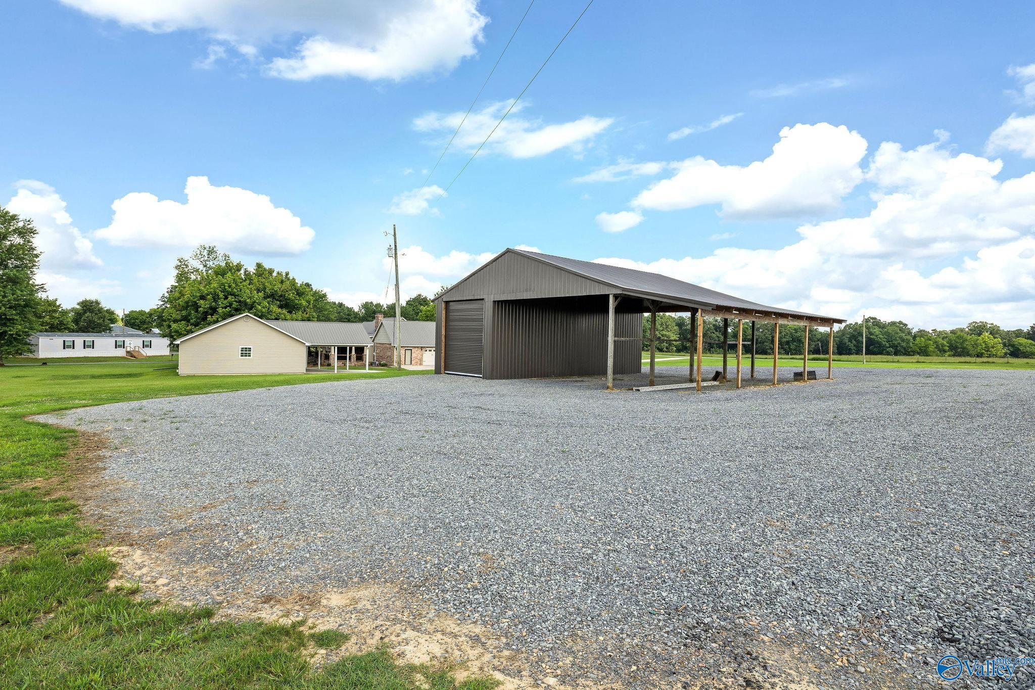 1526 Needmore Road