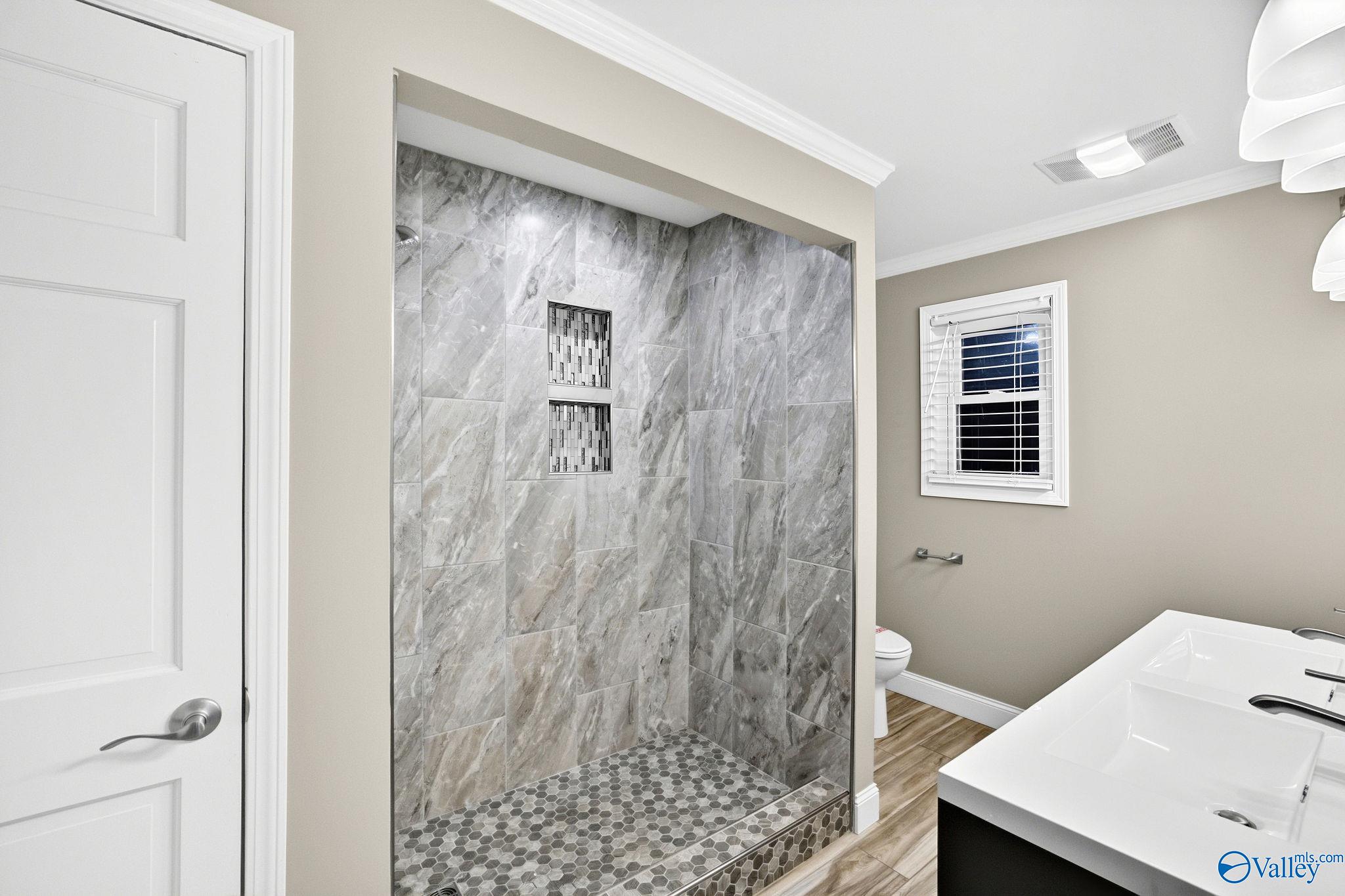 127 Willow Cove Drive