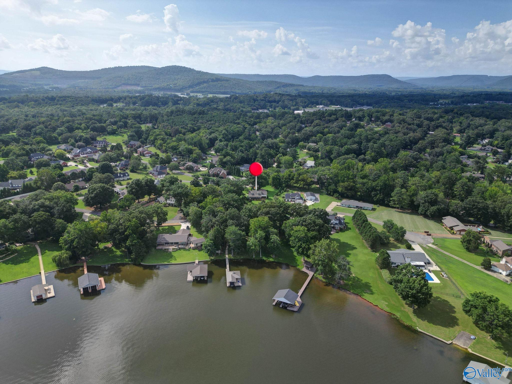 127 Willow Cove Drive