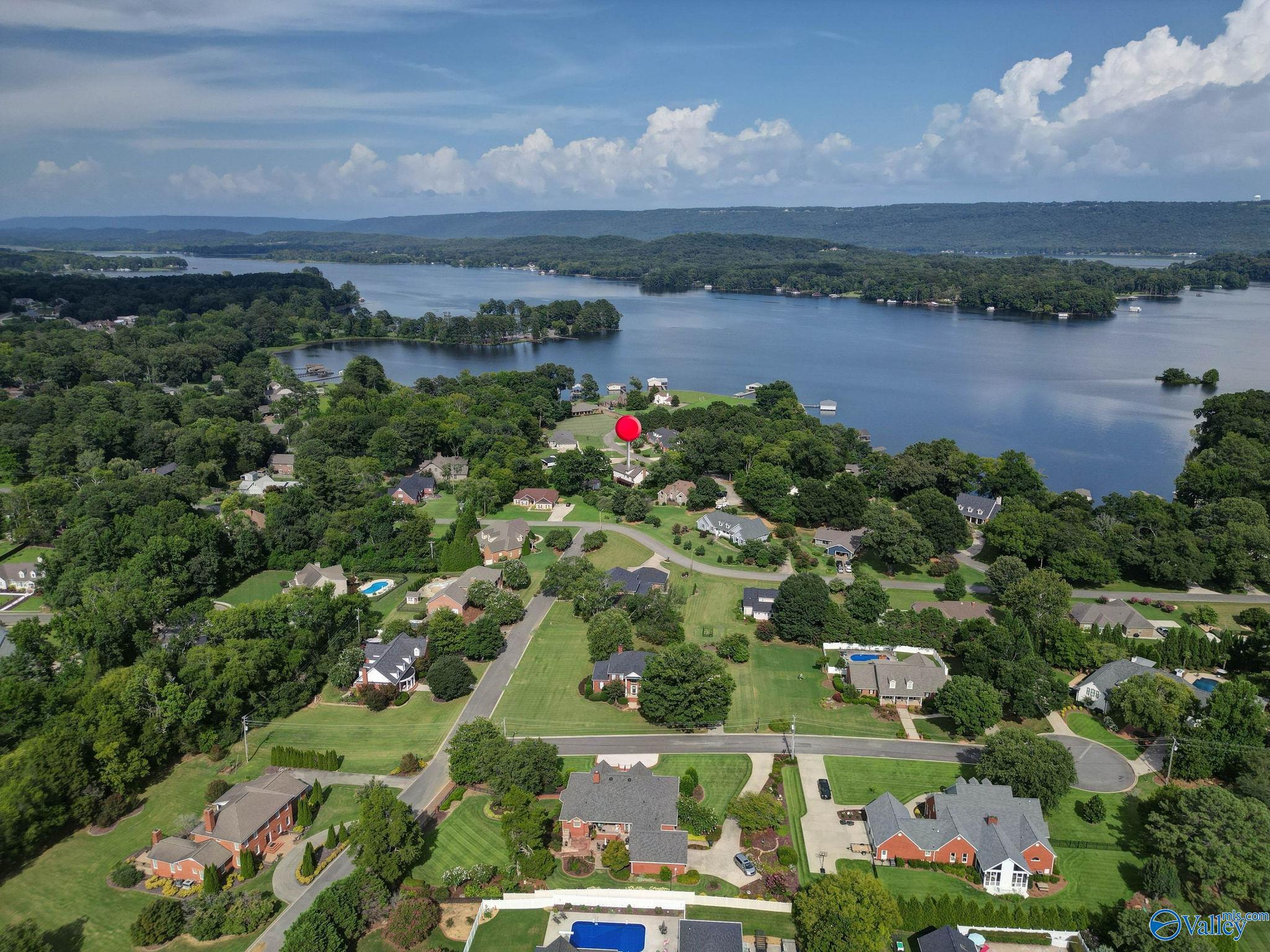 127 Willow Cove Drive