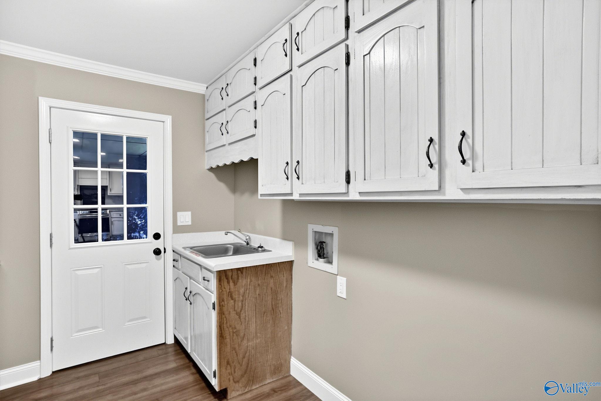 127 Willow Cove Drive